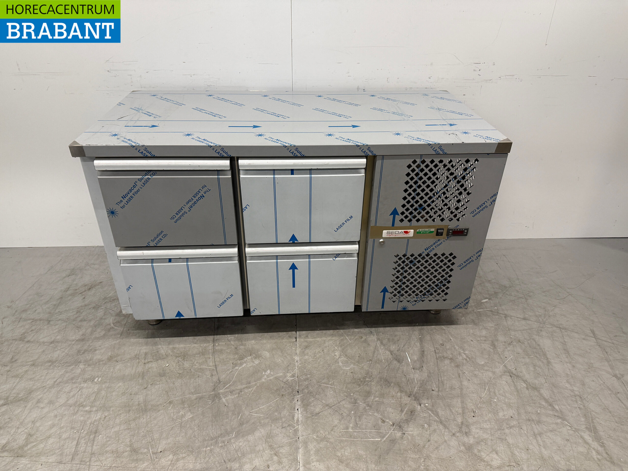 Etabli réfrigéré Tecnodom en acier inoxydable 4 tiroirs 142,5 cm 230V Horeca