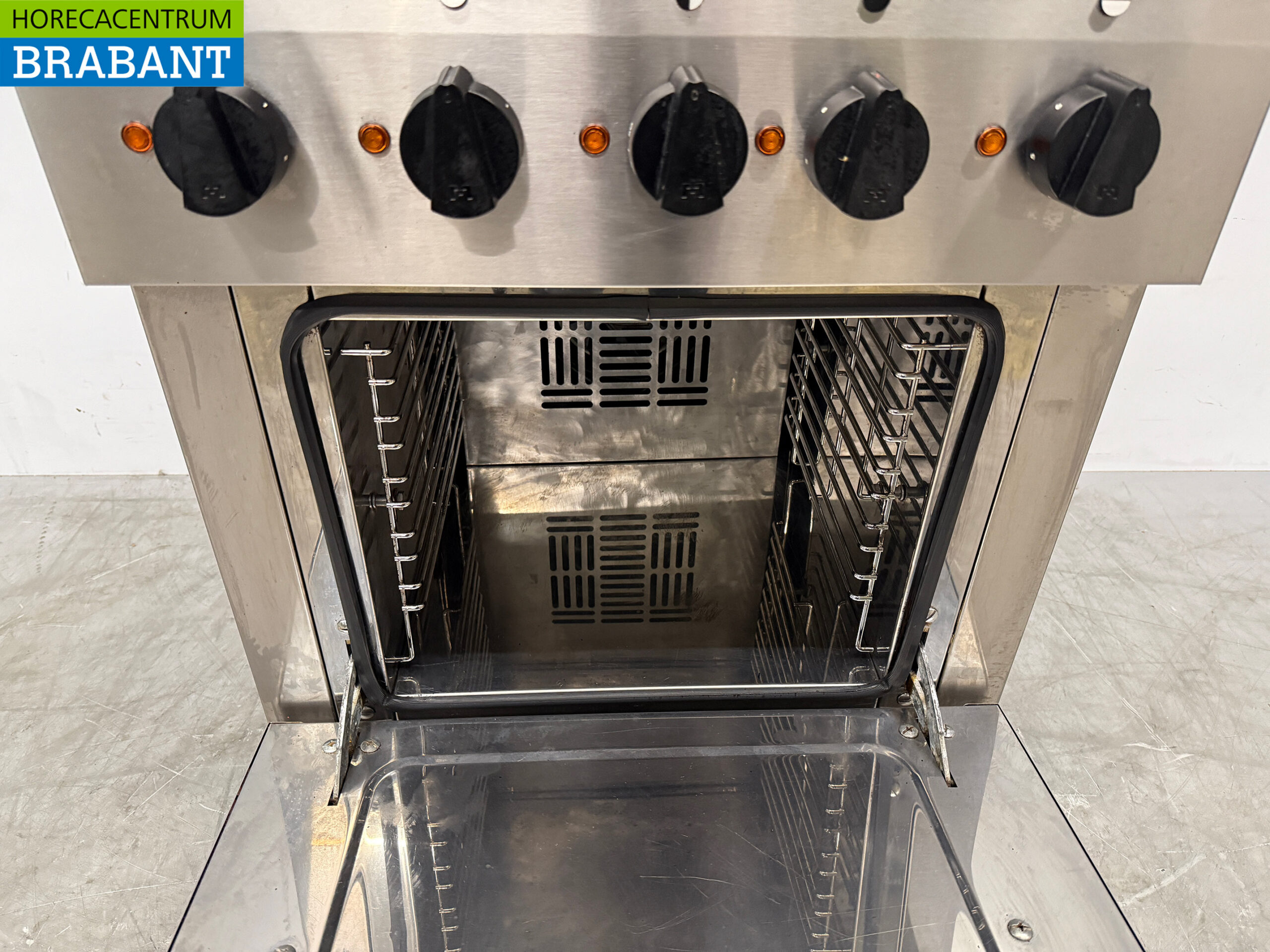 Réchaud électrique modulaire en acier inoxydable à 4 feux avec four 5 x 2/3 GN 400V Horeca – Image 5