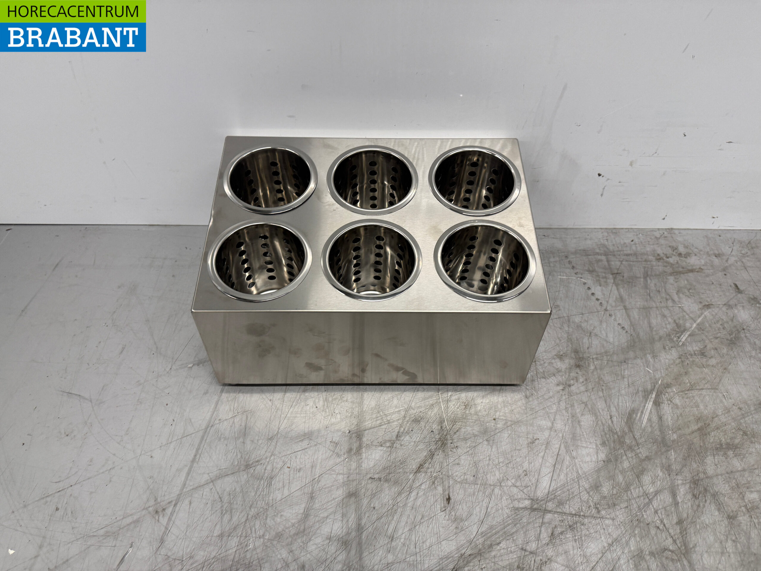 Plateau à couverts en acier inoxydable Distributeur de couverts, y compris six gobelets en acier inoxydable Restauration