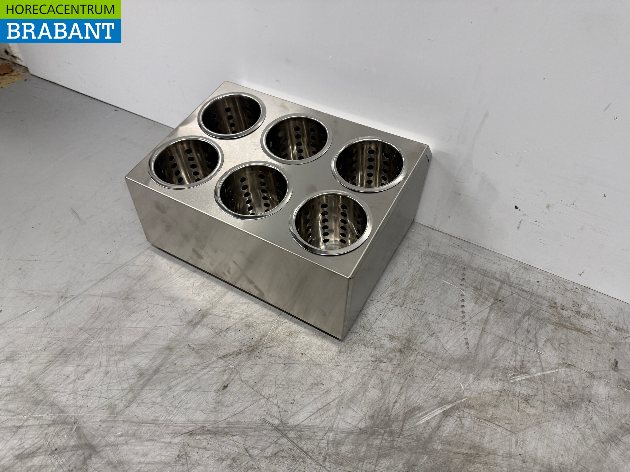 Plateau à couverts en acier inoxydable Distributeur de couverts, y compris six gobelets en acier inoxydable Restauration – Image 2