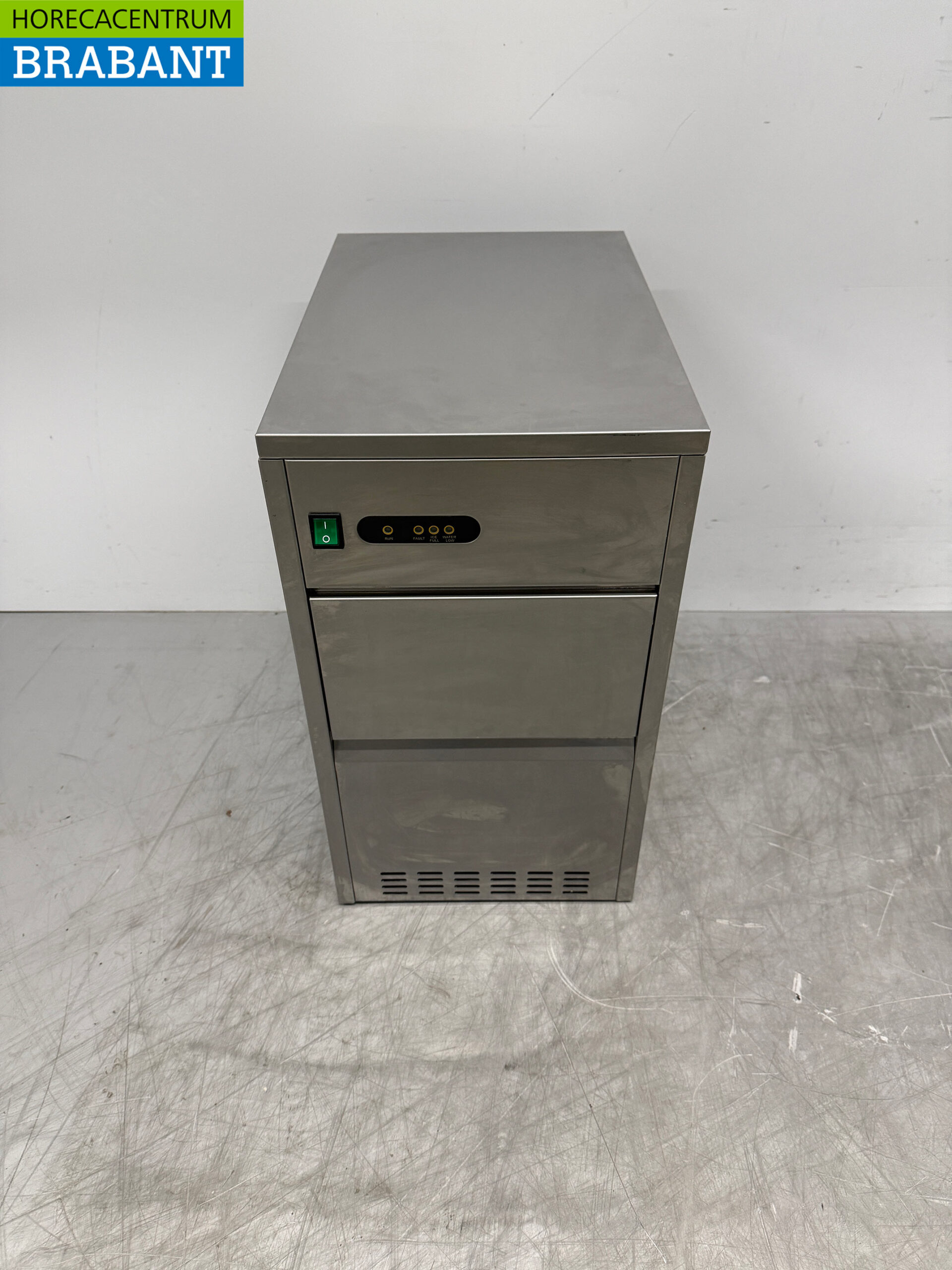 Machine à glaçons en acier inoxydable 20 kg p/d Capacité de la soute 5 kg 230V Horeca – Image 2