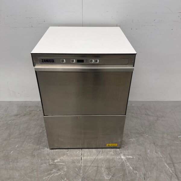 Lave-vaisselle Zanussi NUC en acier inoxydable 230V Restauration