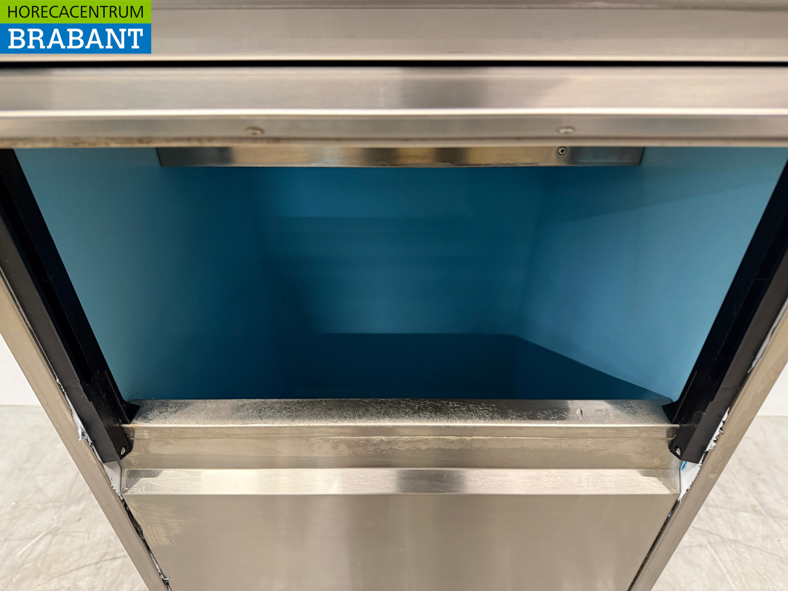 ITV en acier inoxydable Machine à glace pilée 150 kg par jour Bunker 60 kg 230V Horeca – Image 4