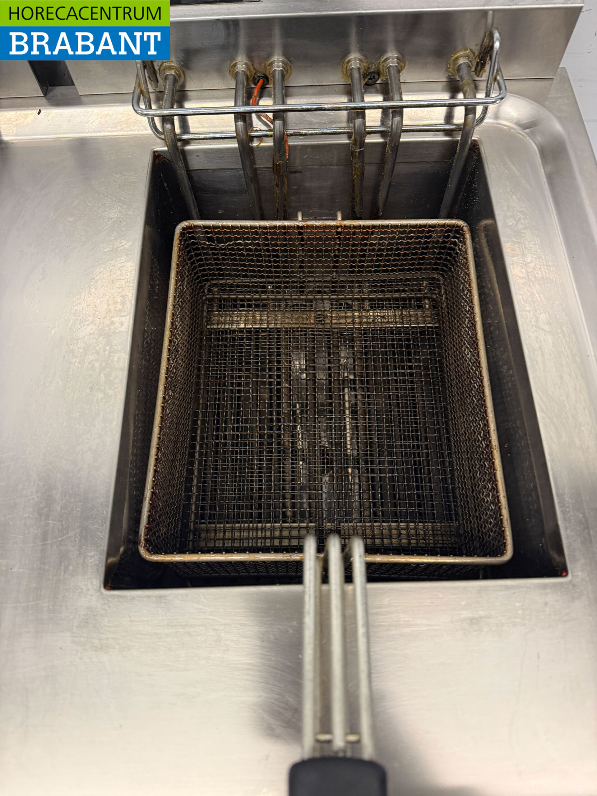 Friteuse double en acier inoxydable Forved 2 x 12 litres 400V Horeca – Image 4