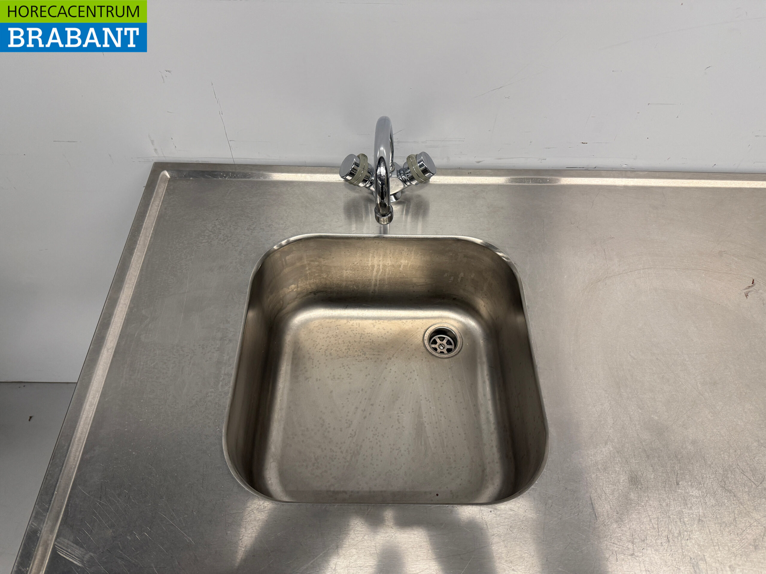 Évier en acier inoxydable avec évier et robinet 250 cm 230V Horeca – Image 4