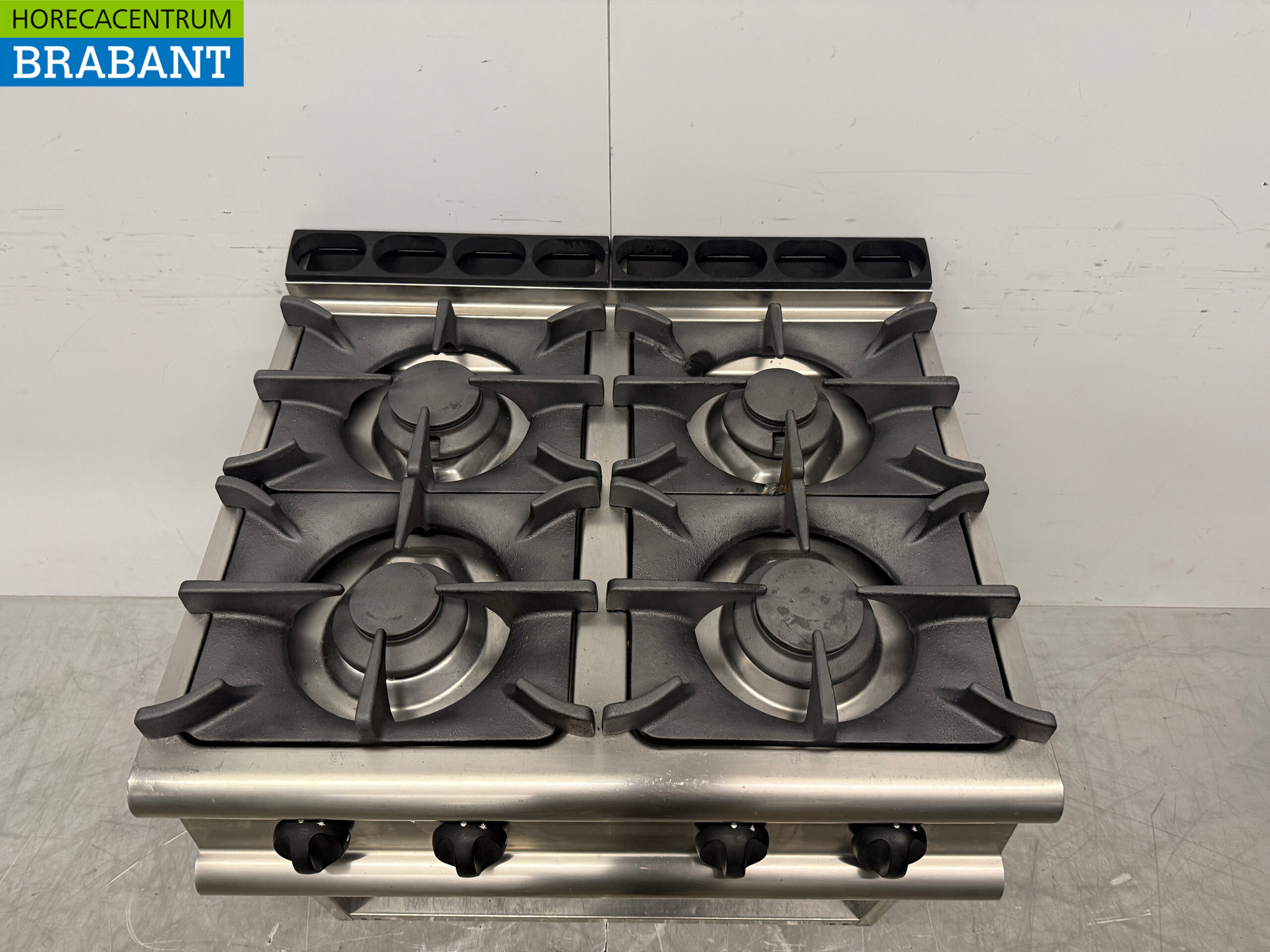 Plaque de cuisson à 4 feux Baron en acier inoxydable 80 cm GAS Horeca – Image 4