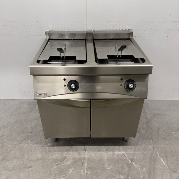 Friteuse double Zanussi en acier inoxydable 2 x 14 litres 400V Horeca