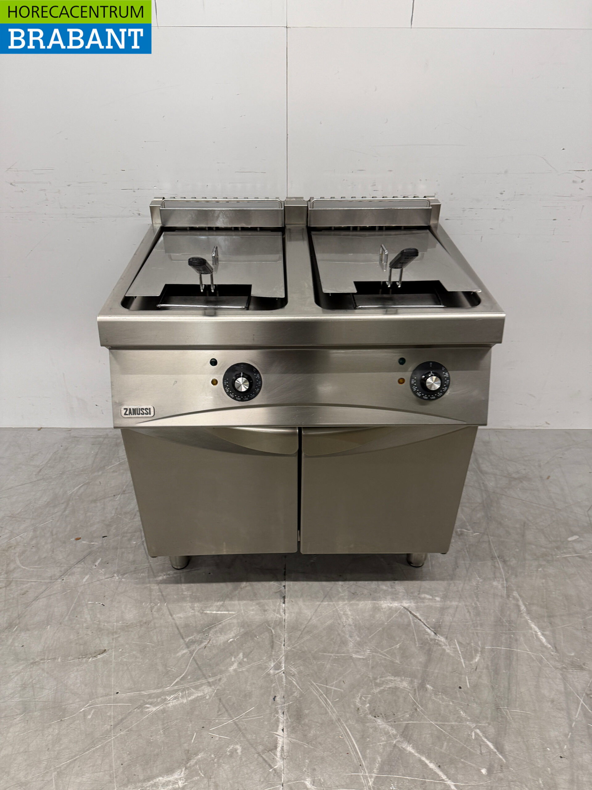 Friteuse double Zanussi en acier inoxydable 2 x 14 litres 400V Horeca
