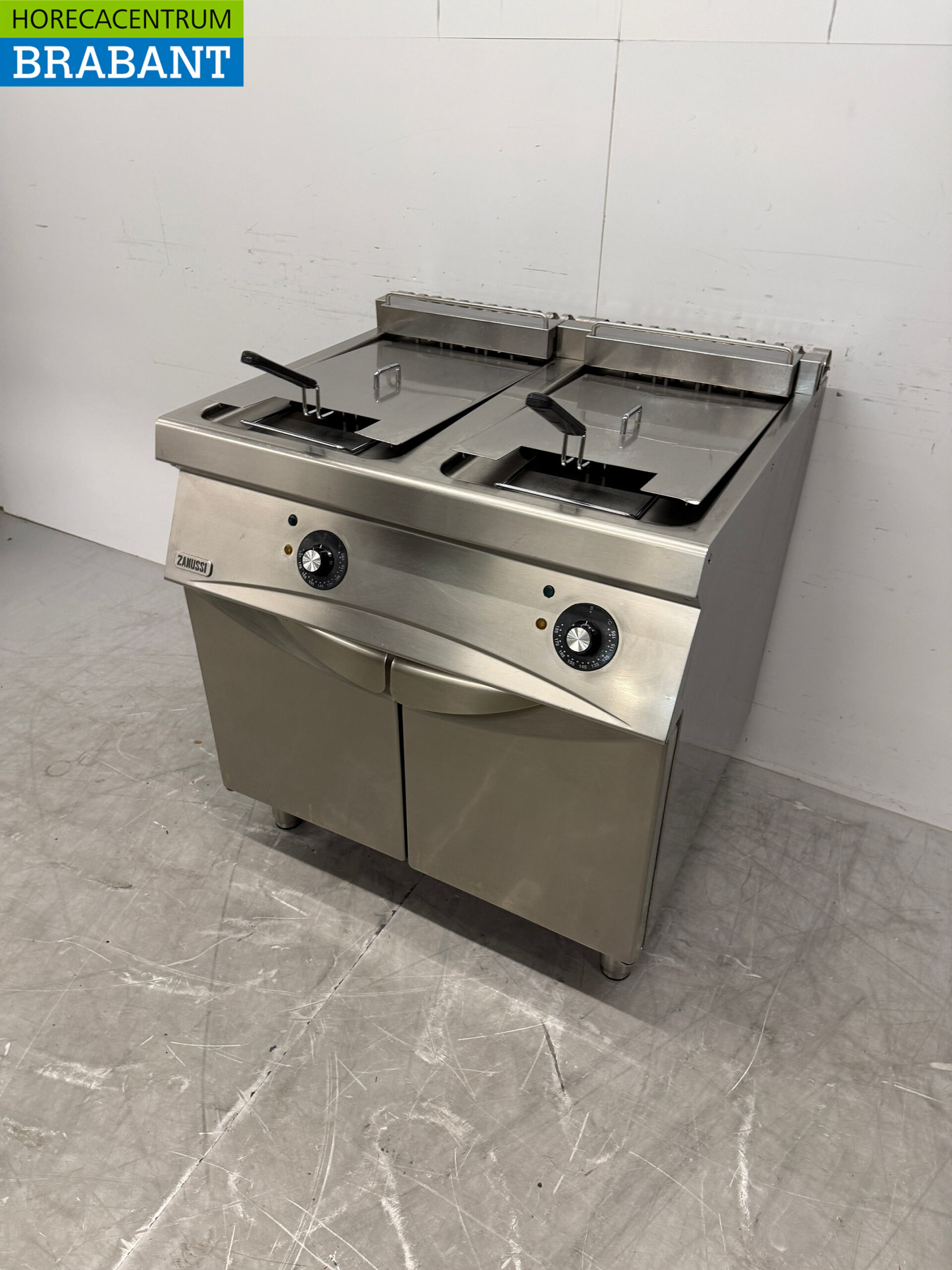 Friteuse double Zanussi en acier inoxydable 2 x 14 litres 400V Horeca – Image 2