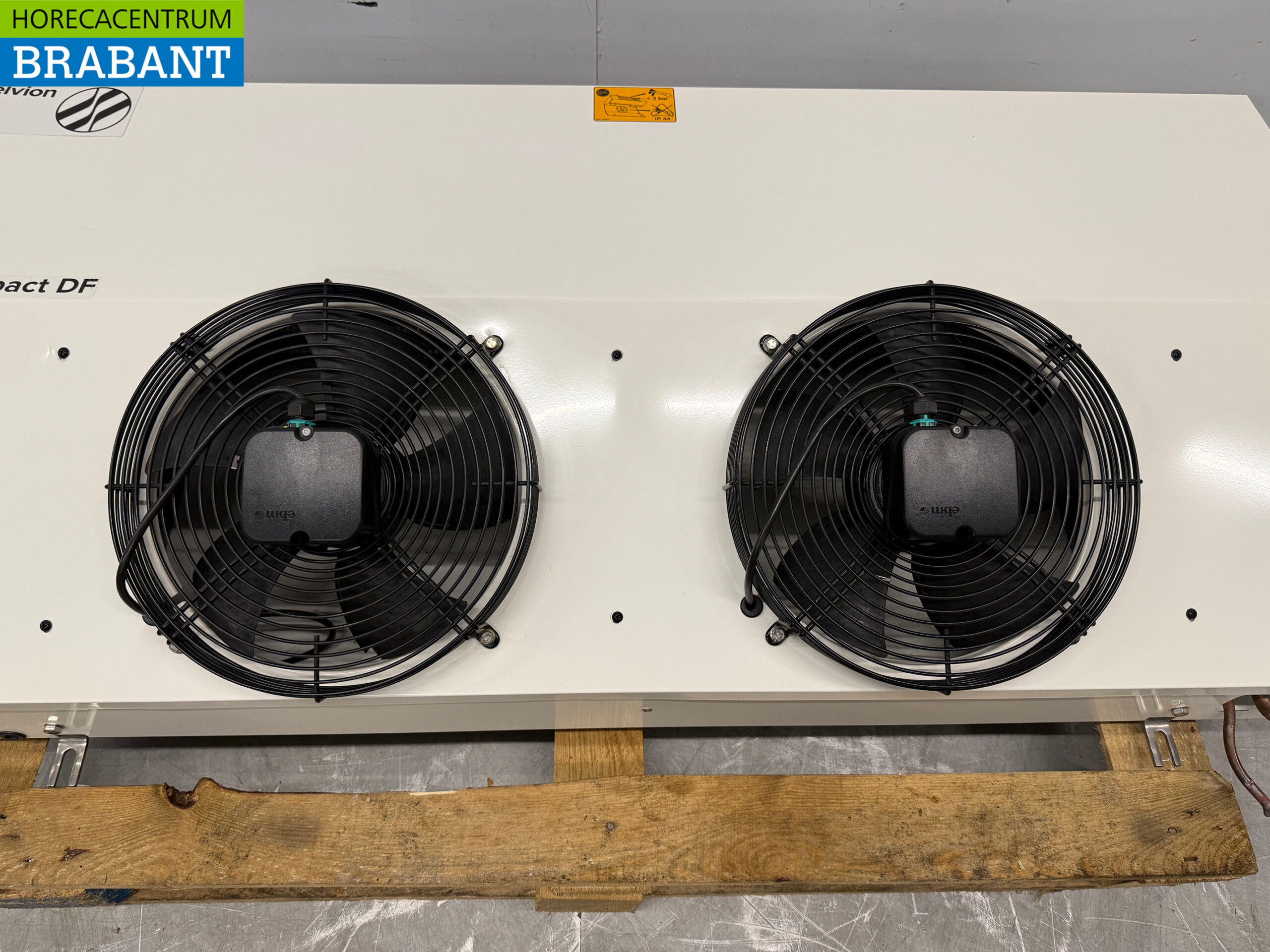 Kelvion DFBE 052 D Compact Evaporator Unité de plafond pour chambre froide ou congélateur 230V Horeca – Image 4