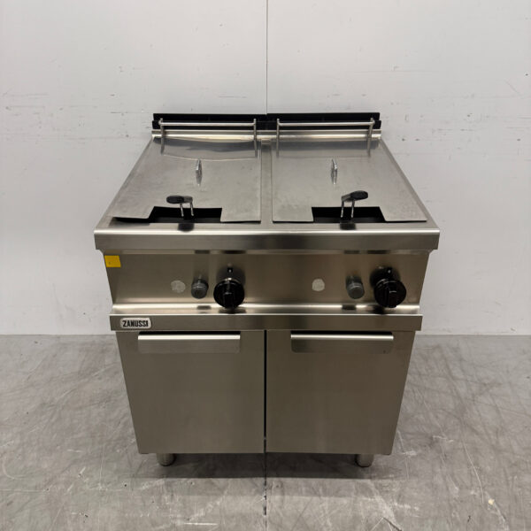 Friteuse double Zanussi en acier inoxydable 2 x 14 litres GAS Restauration
