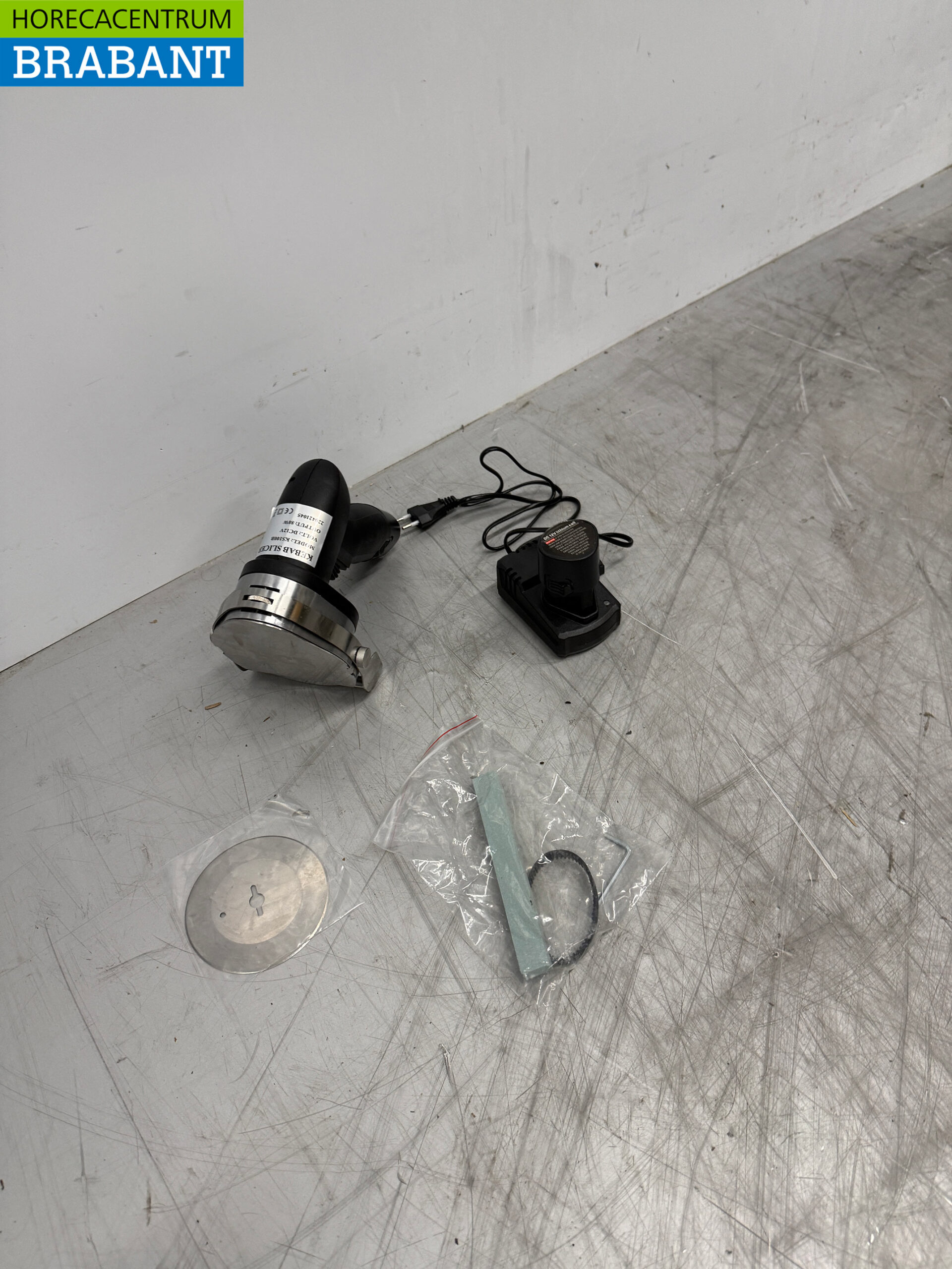 Acier inoxydable Sans fil Couteau Doner Coupeur de Kebab Cap. 60 kg/jour 2 batteries Restauration – Image 3