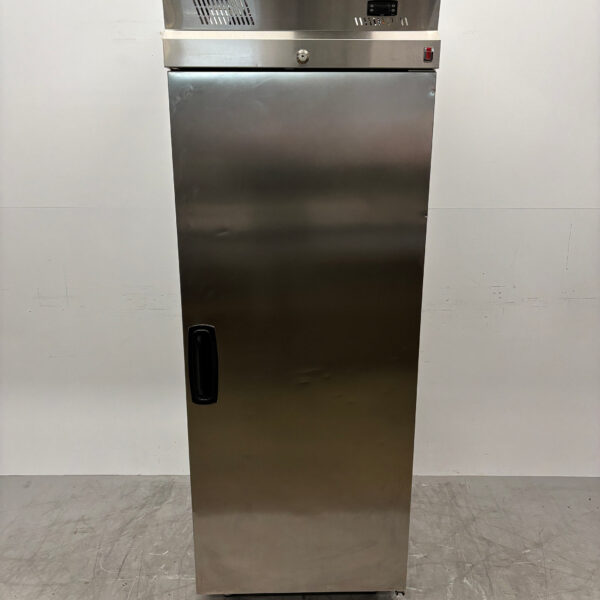 Réfrigérateur Inomak en acier inoxydable 623 litres 230V Horeca