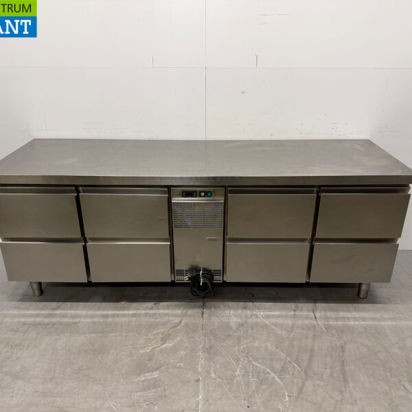 Établi réfrigéré Zanussi en acier inoxydable 8 tiroirs 224,5 cm 230V Horeca