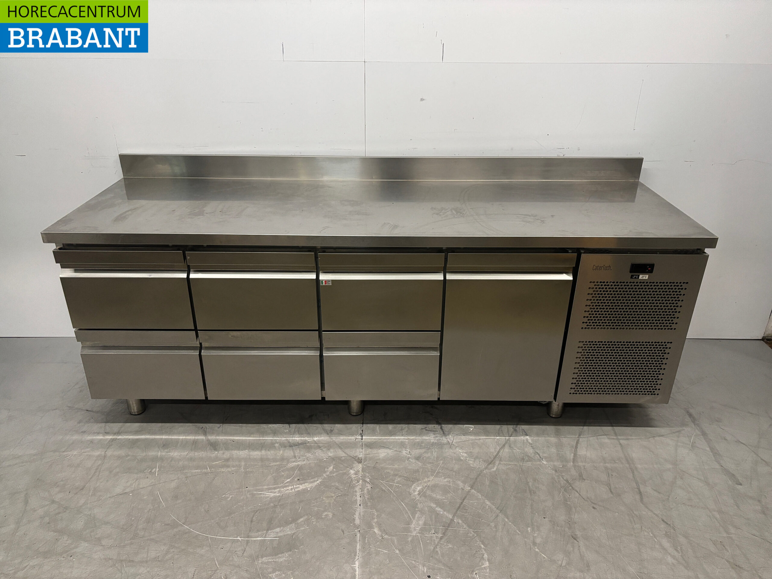 Réfrigérateur Desco en acier inoxydable 6 tiroirs 1 porte 225 cm 230V Horeca