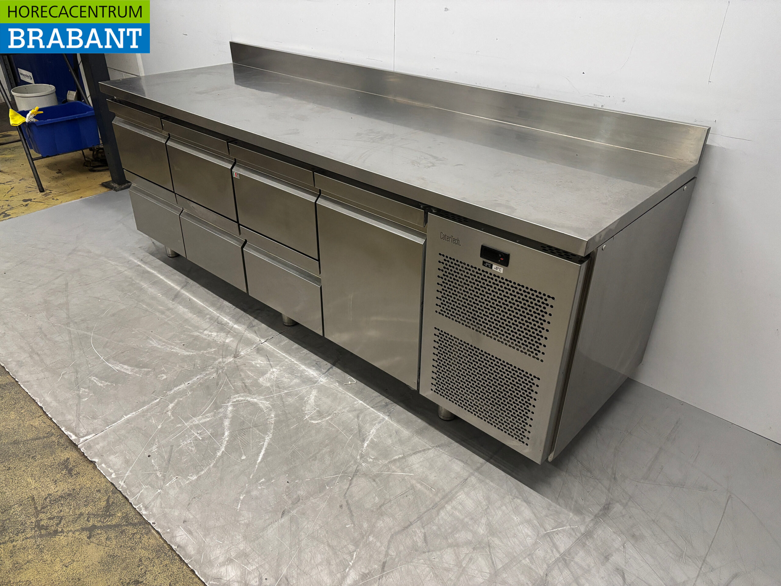Réfrigérateur Desco en acier inoxydable 6 tiroirs 1 porte 225 cm 230V Horeca – Image 2