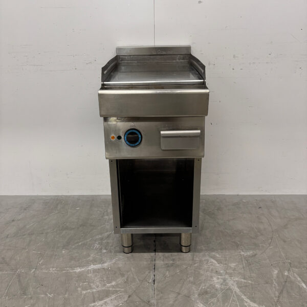 Gril modulaire lisse en acier inoxydable Gril 40 cm 400V Horeca