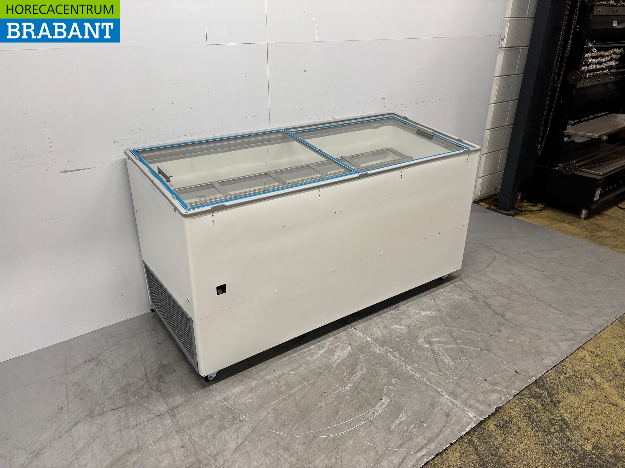Combisteel mobile Cuba Scoop vitrine à glace 13 bacs 230V Horeca – Image 3