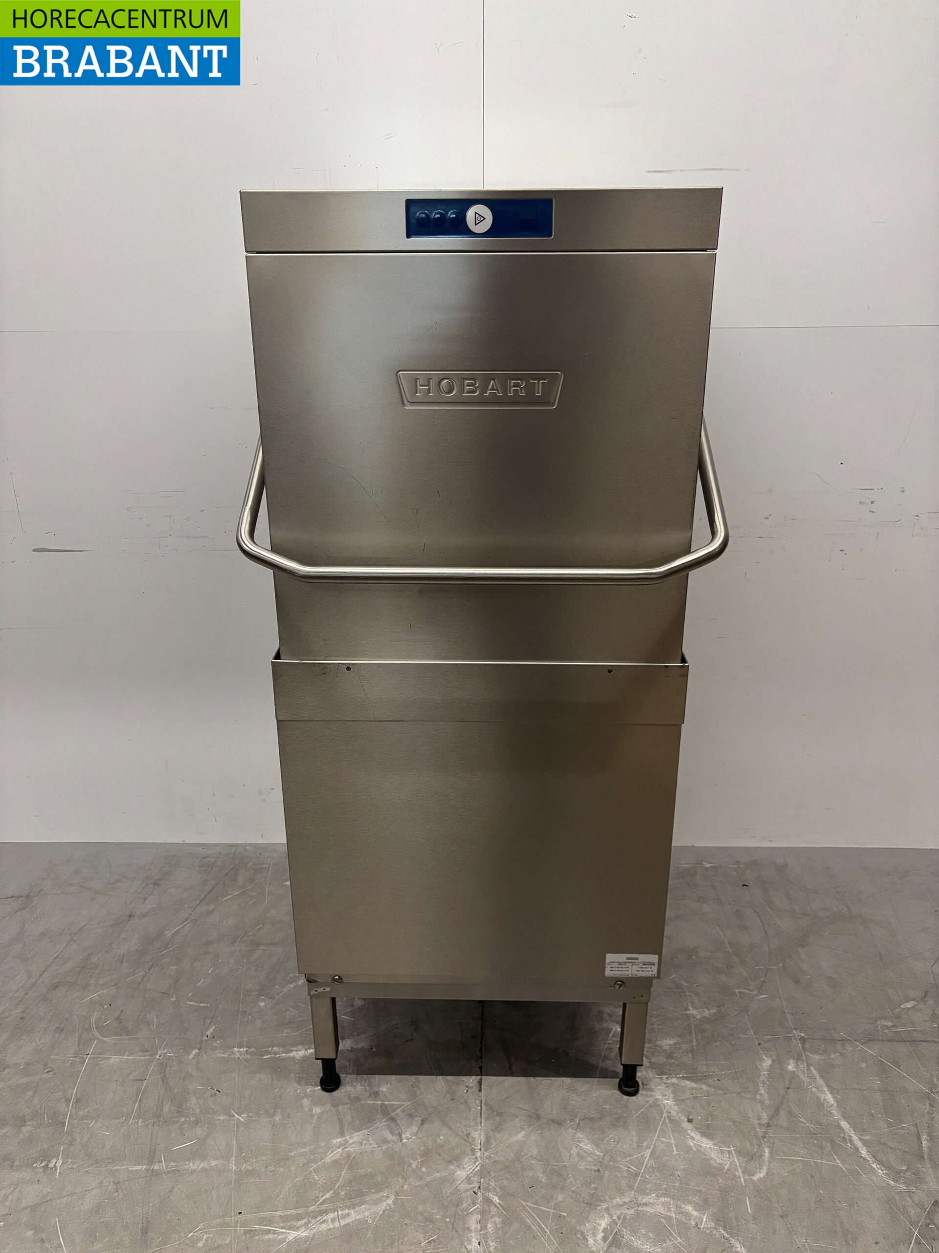 Lave-vaisselle à passage Hobart AMX-10 en acier inoxydable avec pompe de vidange 400V Horeca