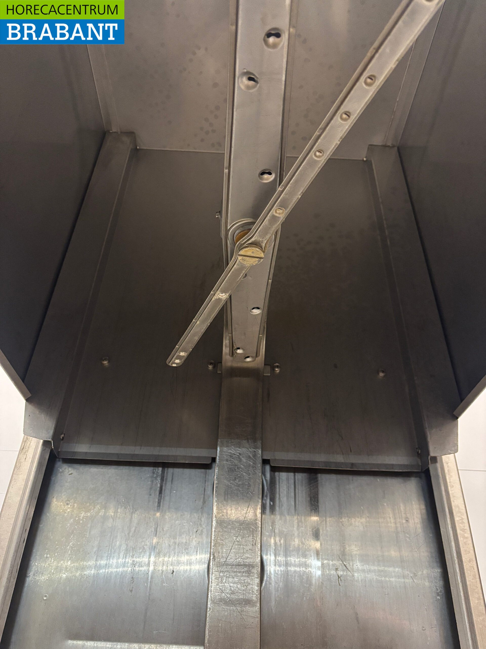 Lave-vaisselle à passage Hobart AMX-10 en acier inoxydable avec pompe de vidange 400V Horeca – Image 6