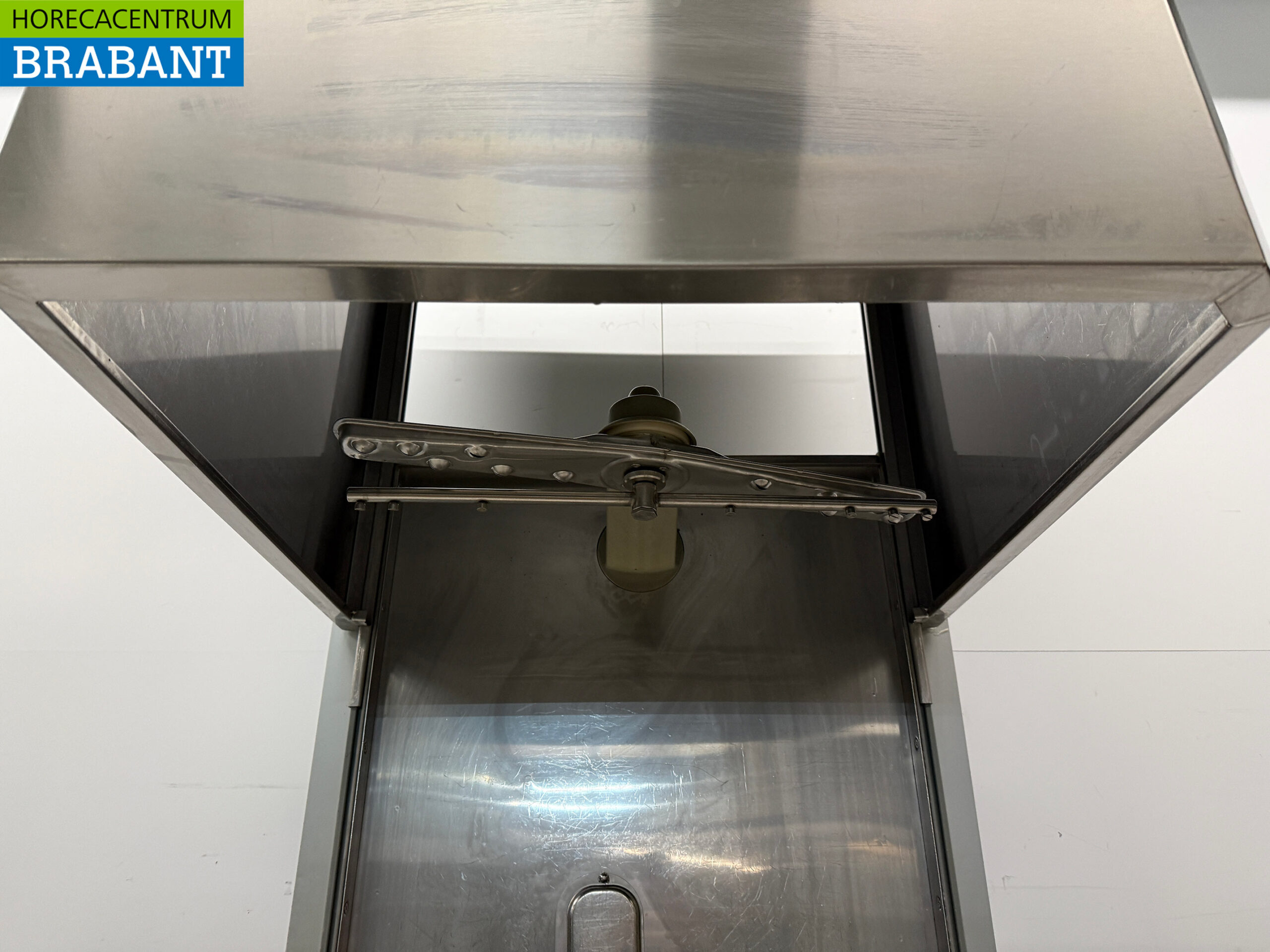 Lave-vaisselle coulissant Zanussi HHT8 en acier inoxydable 400V Restauration – Image 5