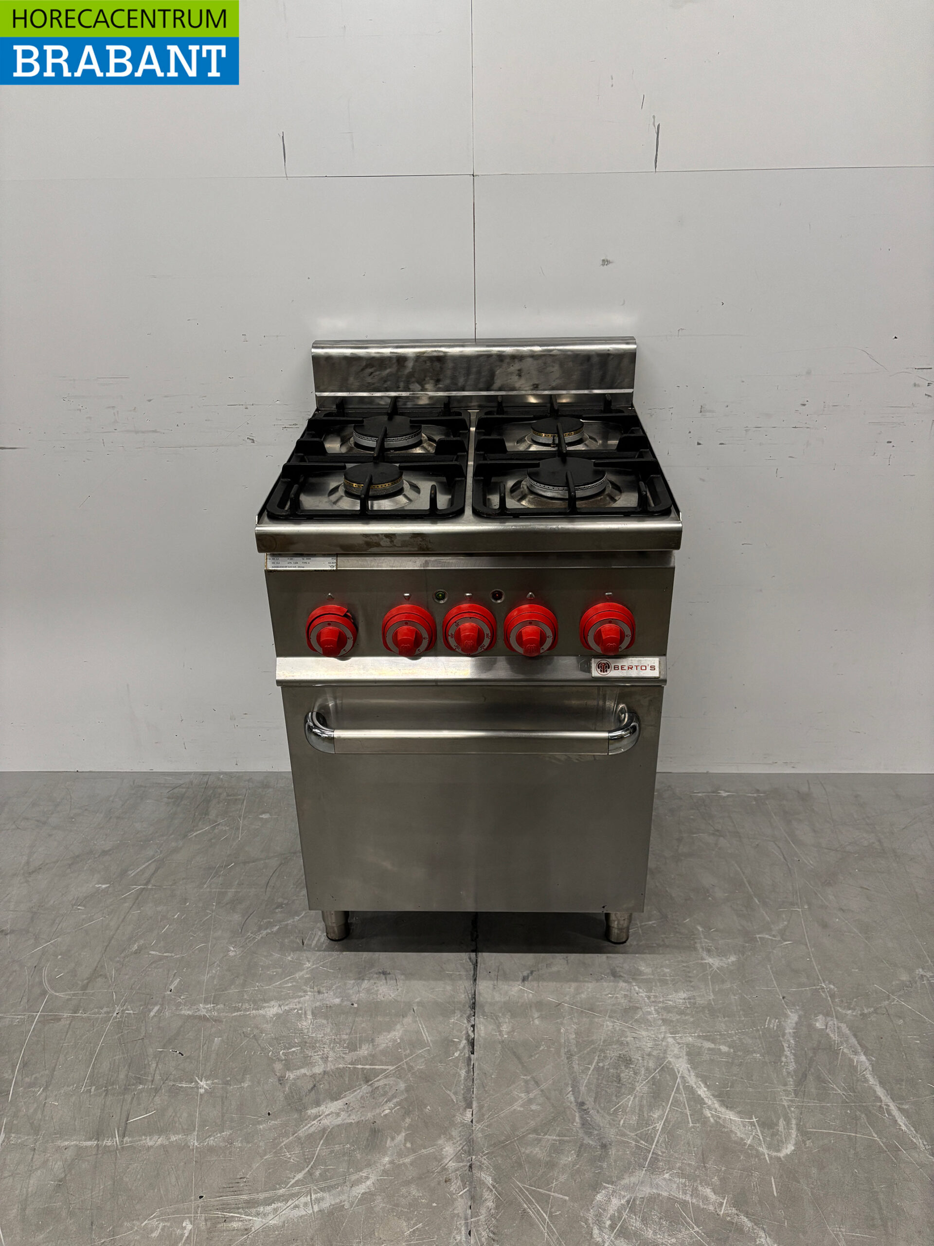 RVS Berto's 4-burner cooker with oven 3 x 1/1 GN GAS + 230V Horeca