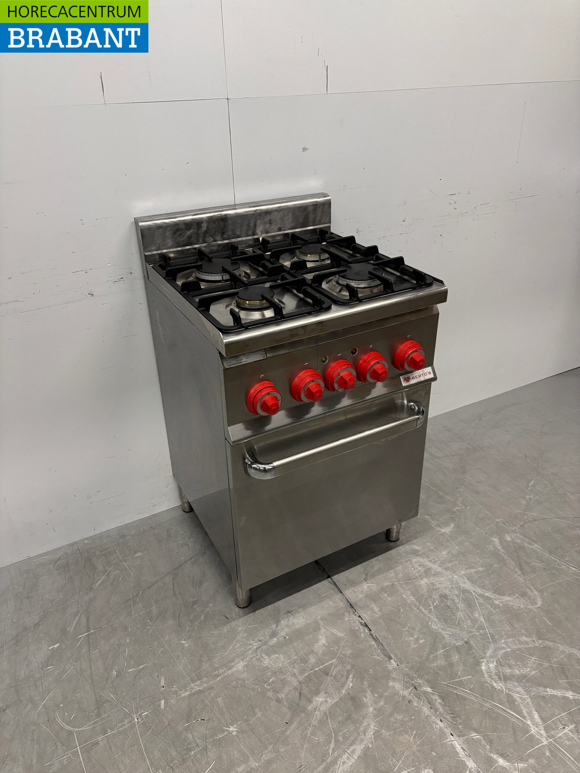 RVS Berto's 4-burner cooker with oven 3 x 1/1 GN GAS + 230V Horeca – Image 3