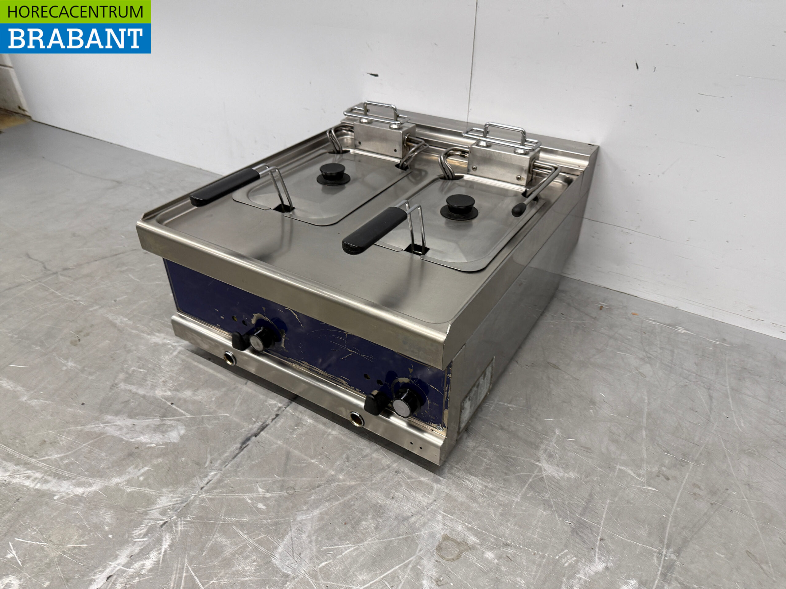 Friteuse double Virtus en acier inoxydable 2 x 10 litres 400V Horeca – Image 2