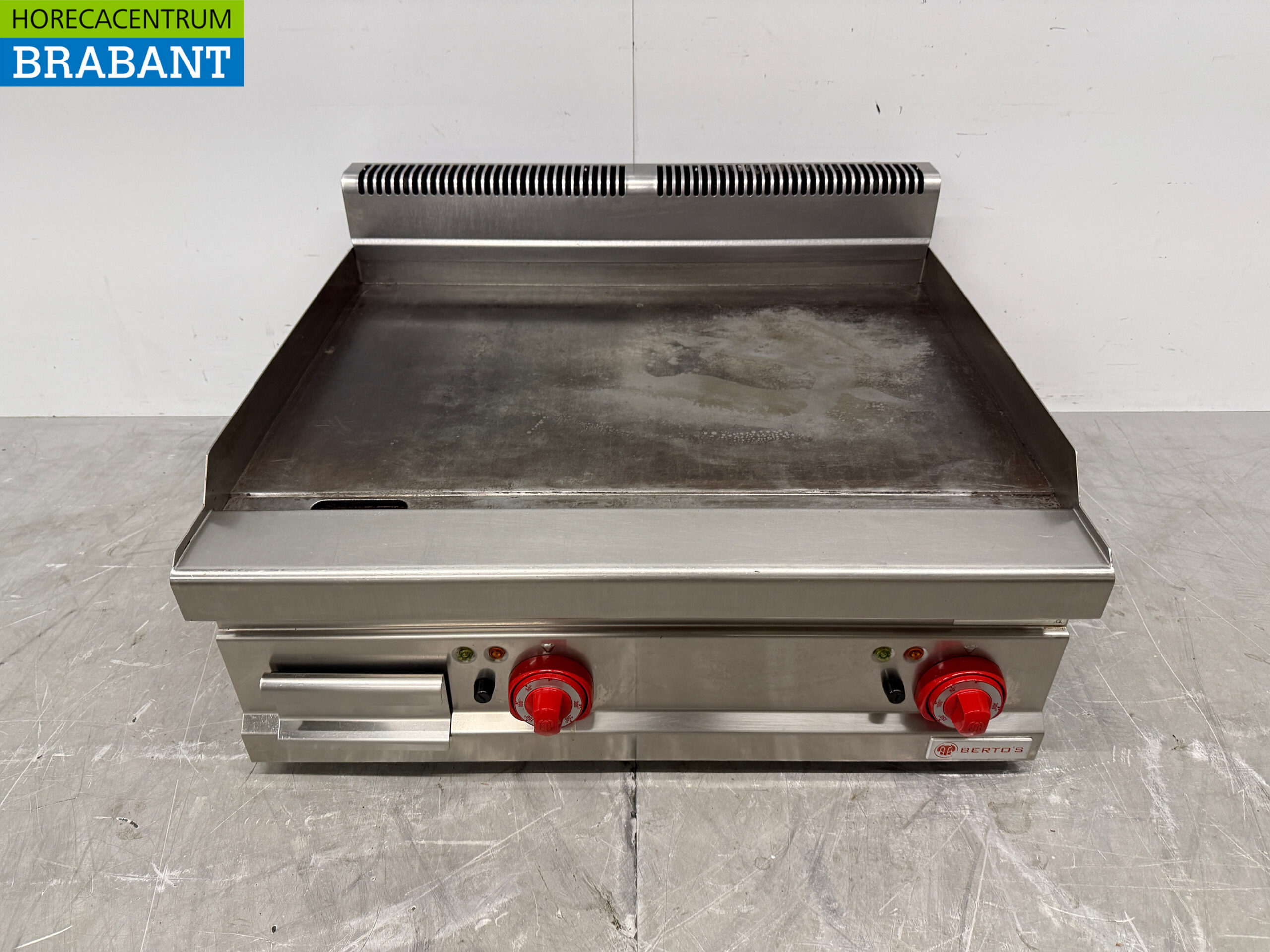 Plaque de cuisson lisse en acier inoxydable Berto's Plaque de gril 80 cm 400V Horeca
