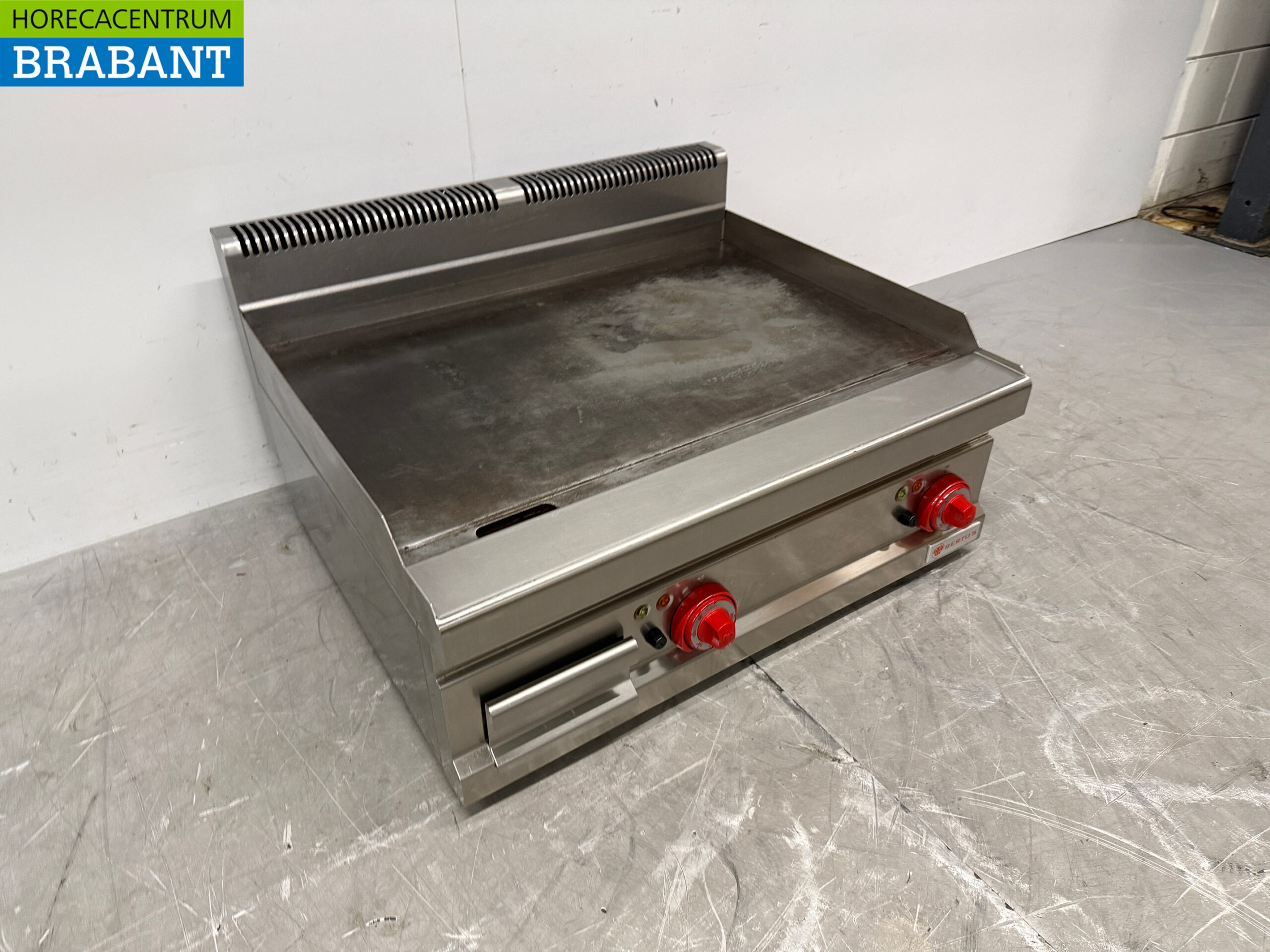 Plaque de cuisson lisse en acier inoxydable Berto's Plaque de gril 80 cm 400V Horeca – Image 3