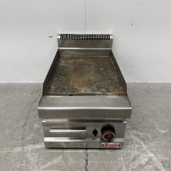 Plaque de cuisson lisse en acier inoxydable Berto's Plaque de gril 40 cm GAS Horeca