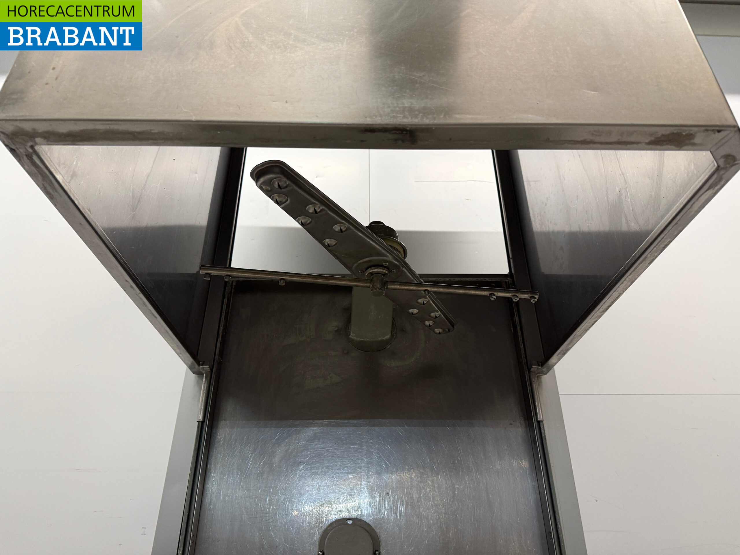 Lave-vaisselle à passage Zanussi HHT8 en acier inoxydable avec pompe de vidange 400V Horeca – Image 5