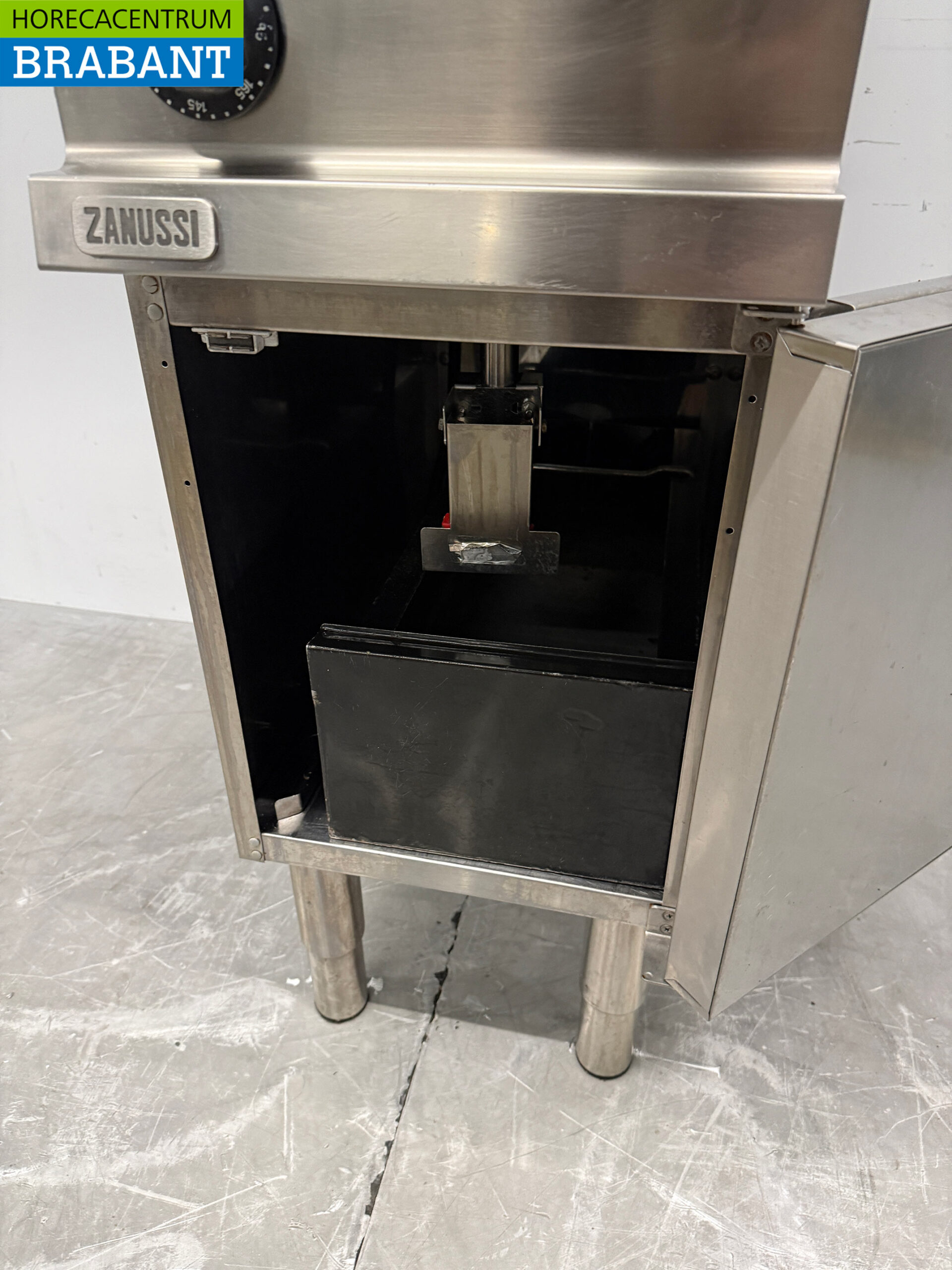 Friteuse Zanussi en acier inoxydable 14 litres 400V Horeca – Image 6