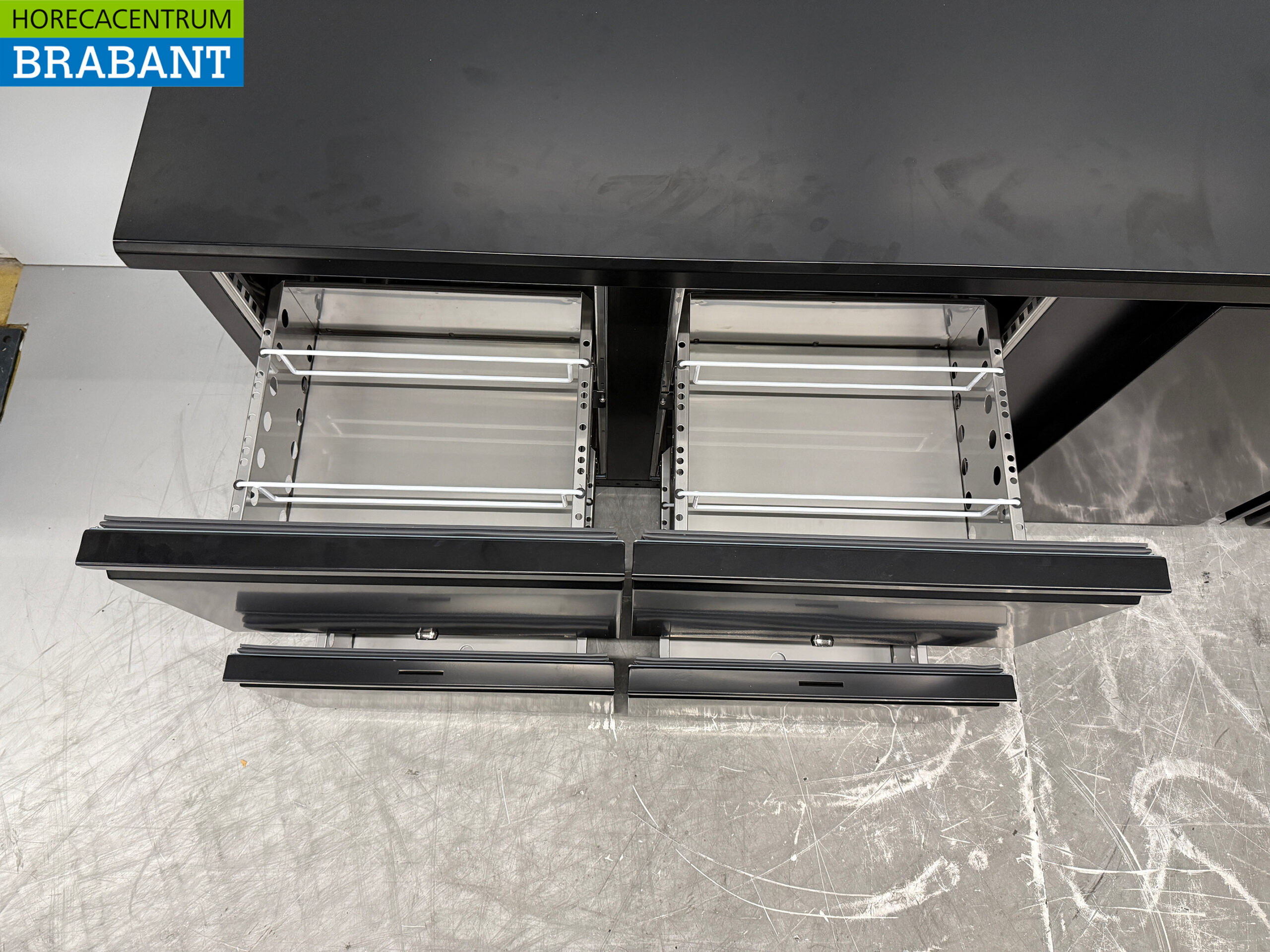 Réfrigérateur Polar Bar 2 portes et 4 tiroirs 254,2 cm 230V Horeca – Image 4