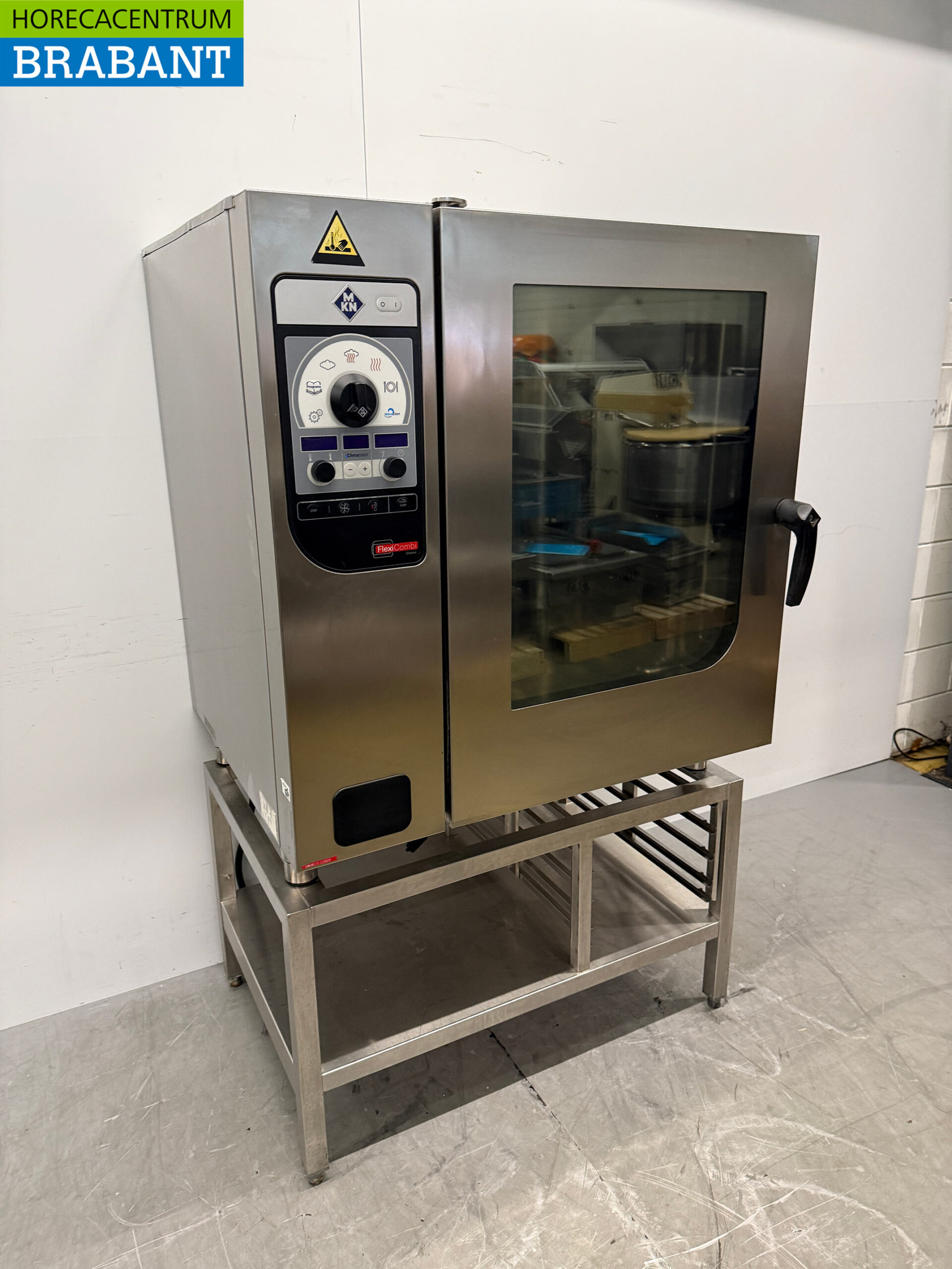 Acier inoxydable MKN Combisteamer avec chariot 10 x 1/1 GN 400V Horeca – Image 3