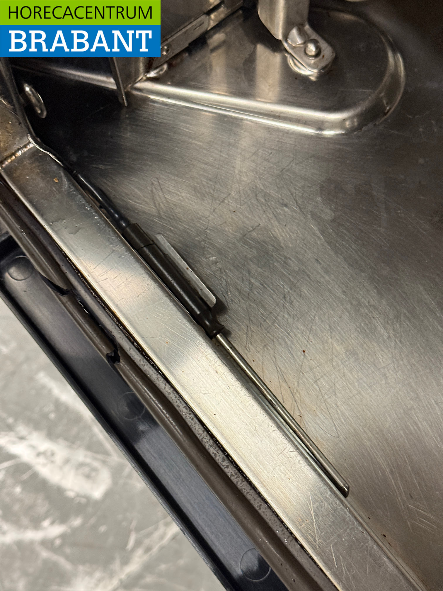 Acier inoxydable MKN Combisteamer avec chariot 10 x 1/1 GN 400V Horeca – Image 6