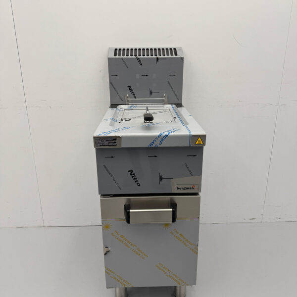 Friteuse MBM en acier inoxydable 14 litres 13 kW GAZ Restauration