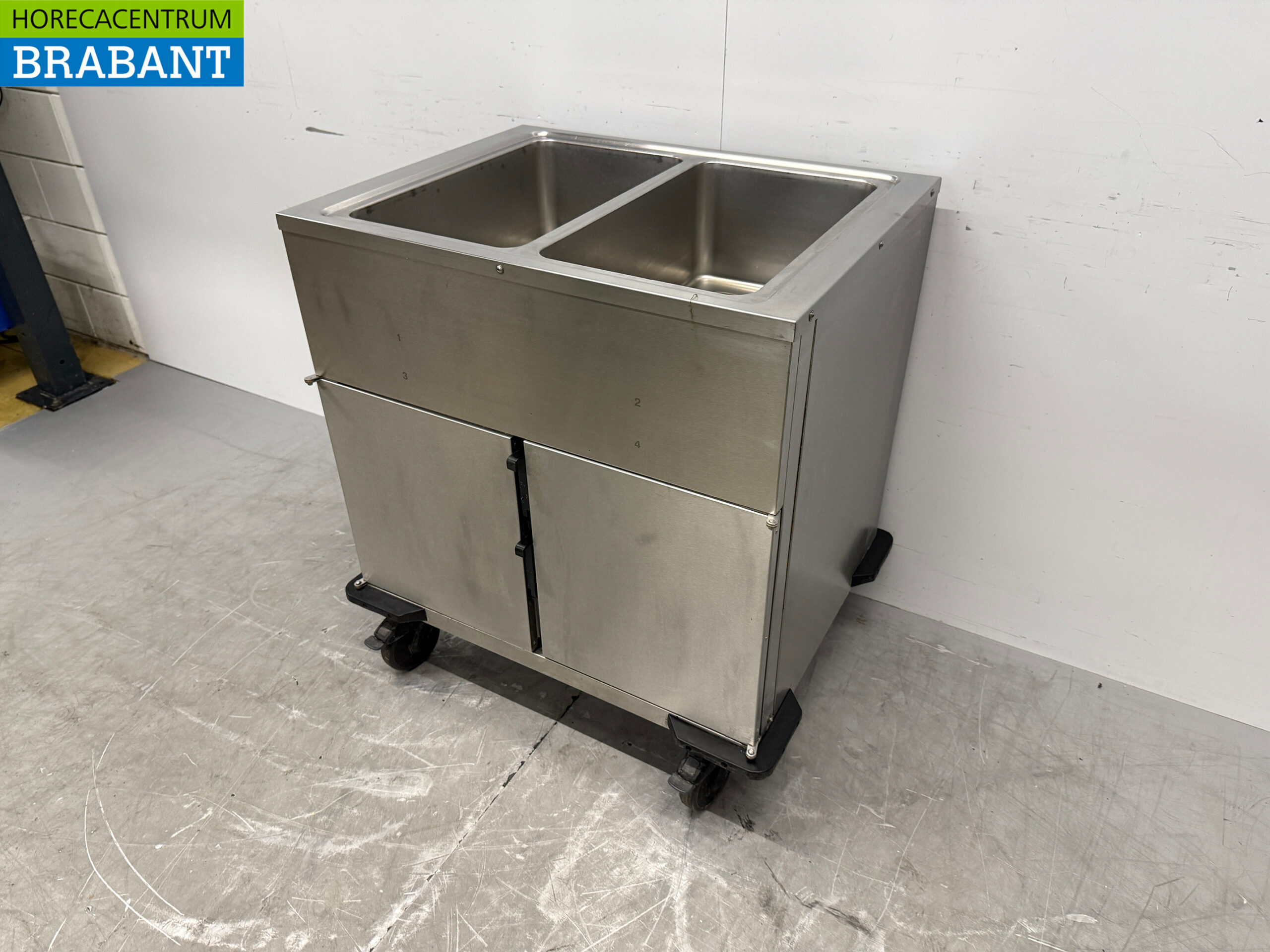 Bain-Marie mobile Rieber en acier inoxydable 2 x 1/1 GN avec armoire chauffante 230V Horeca – Image 2