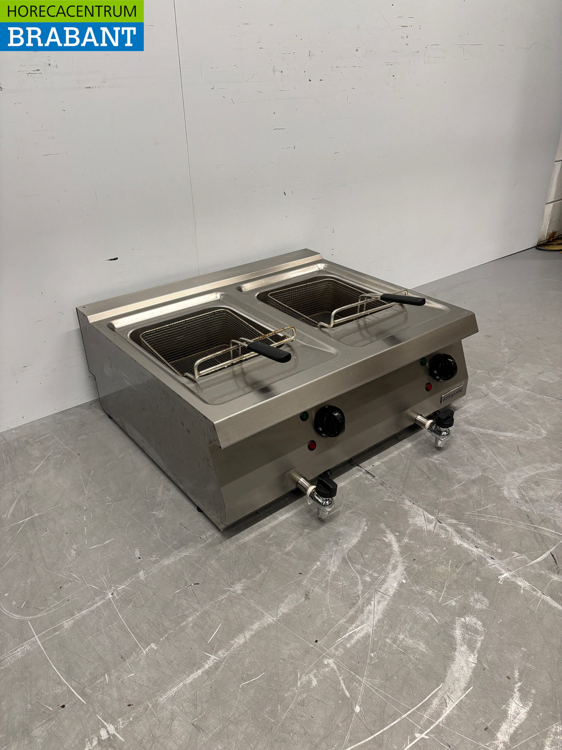 Friteuse double Oztiryakiler en acier inoxydable 2 x 12 litres 400V Horeca – Image 3