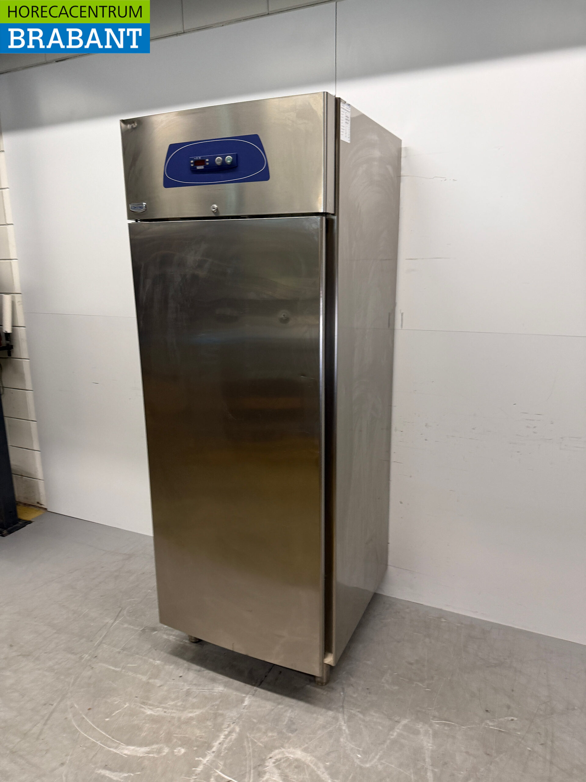Congélateur Electrolux en acier inoxydable 700 litres 230V Horeca – Image 3