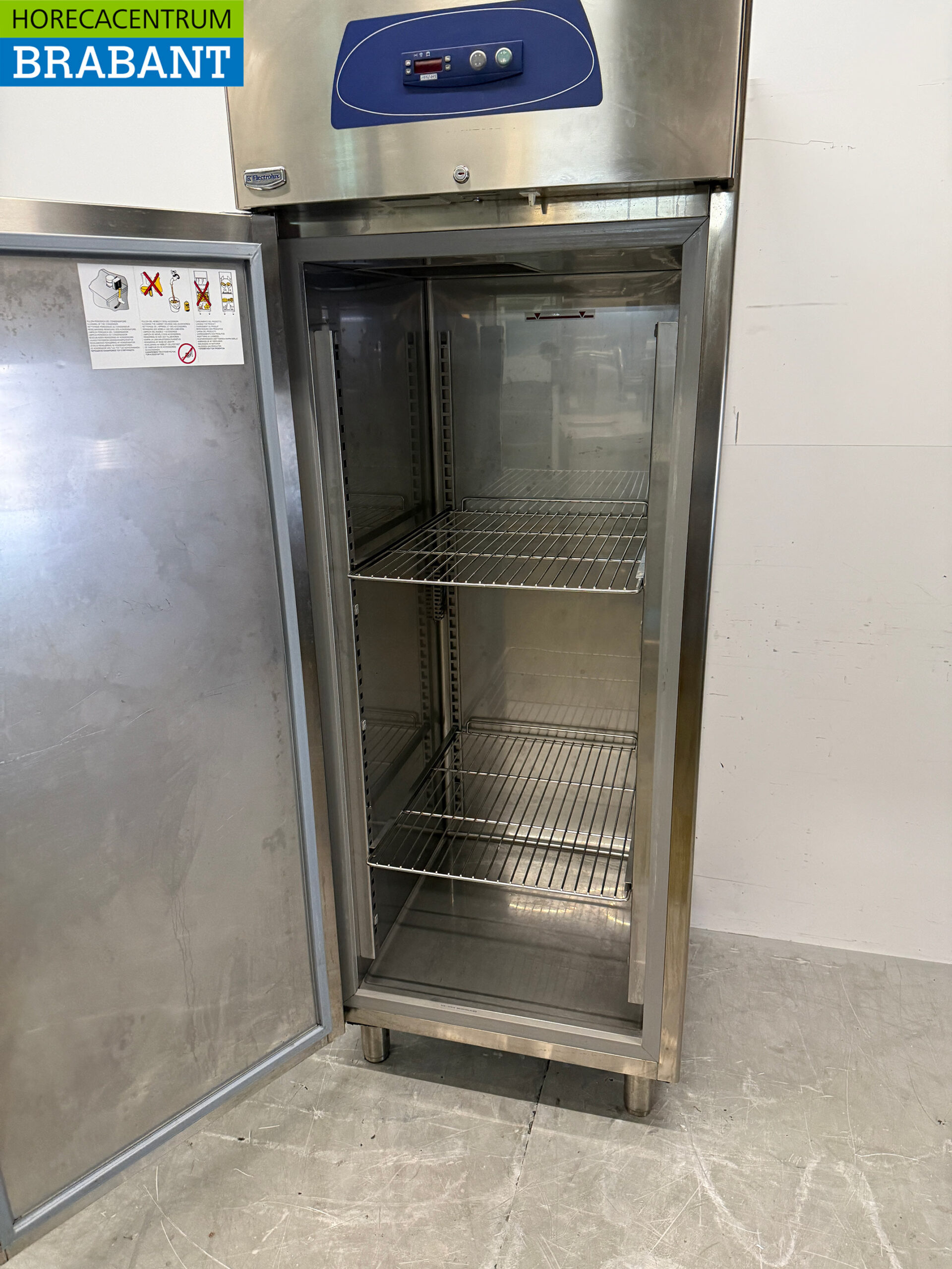 Congélateur Electrolux en acier inoxydable 700 litres 230V Horeca – Image 4
