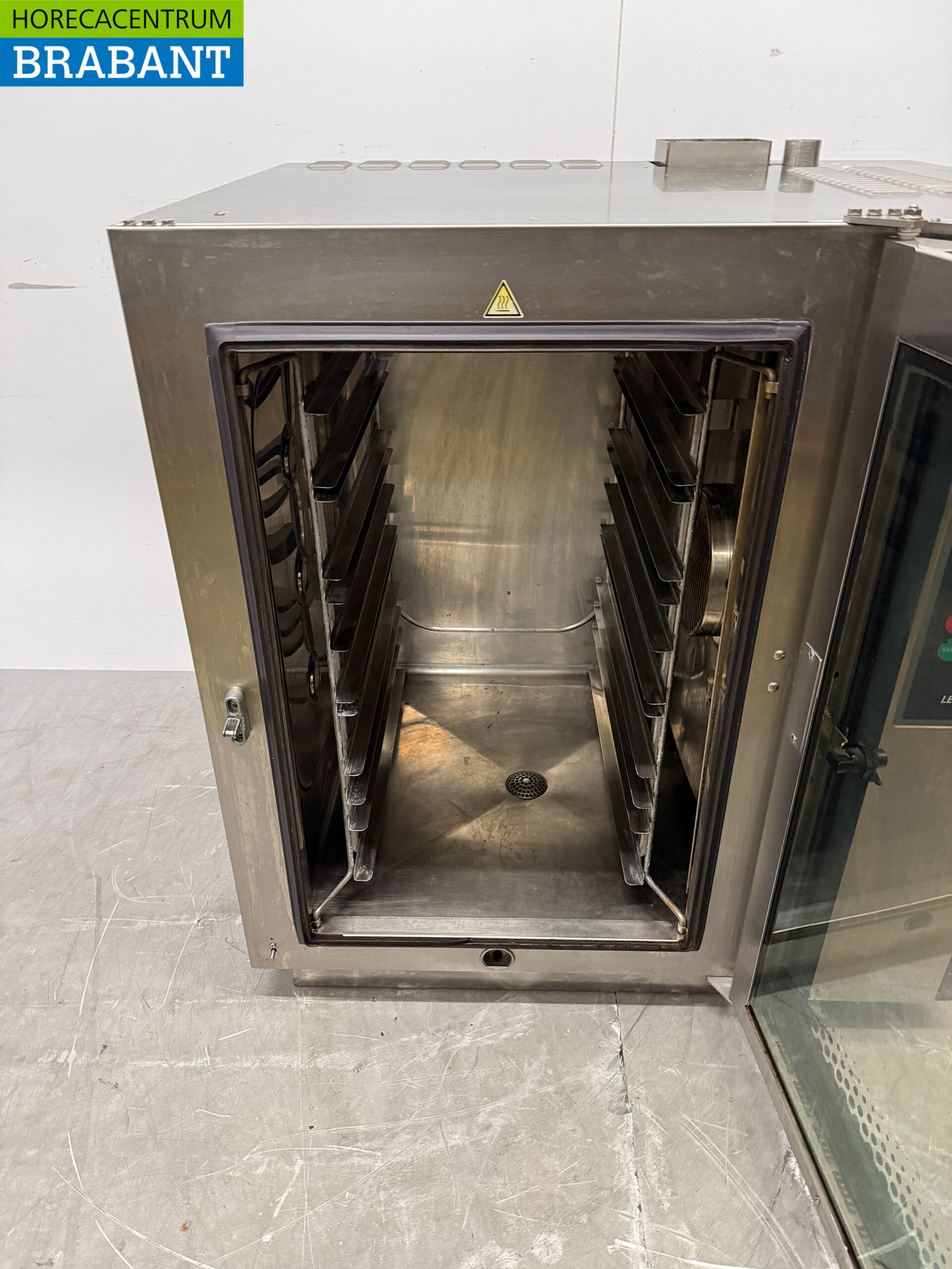 Leventi Four à convection avec injection d'humidité 12 x 60/40 cm 400V Horeca – Image 5