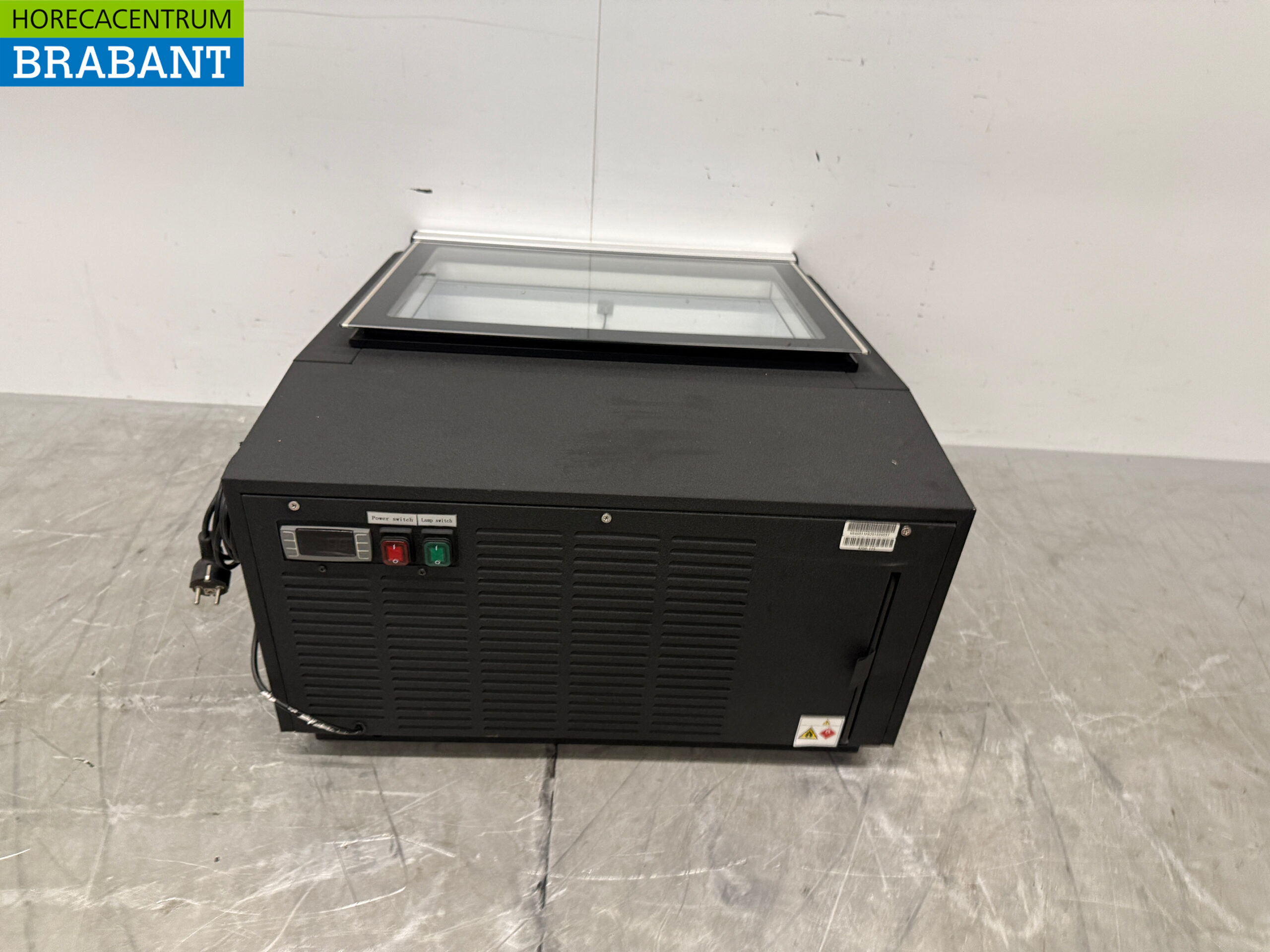 Vitrine à glace Maxxfrost Top-up Scoop 3 bacs de 5 litres 230V Horeca – Image 5