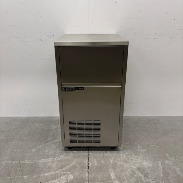 Machine à glaçons Masterfrost en acier inoxydable 60 kilos par jour 230V Horeca