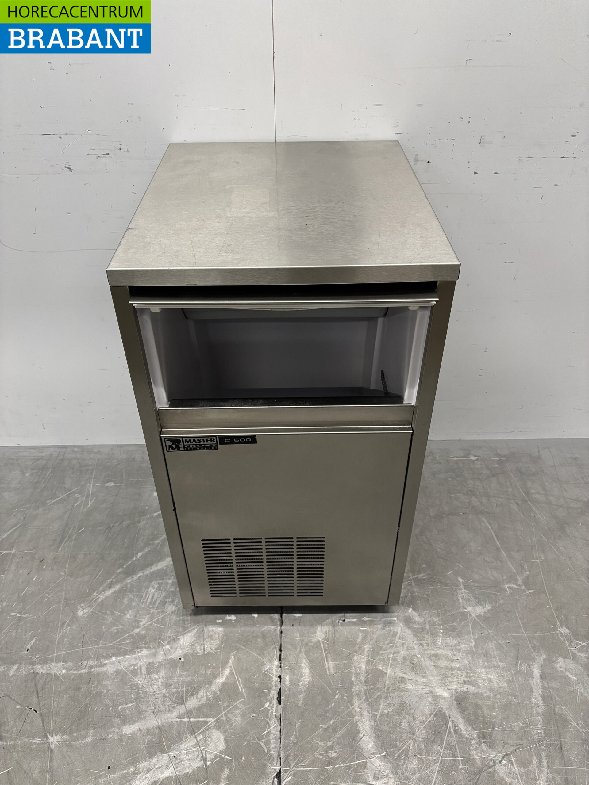 Machine à glaçons Masterfrost en acier inoxydable 60 kilos par jour 230V Horeca – Image 4
