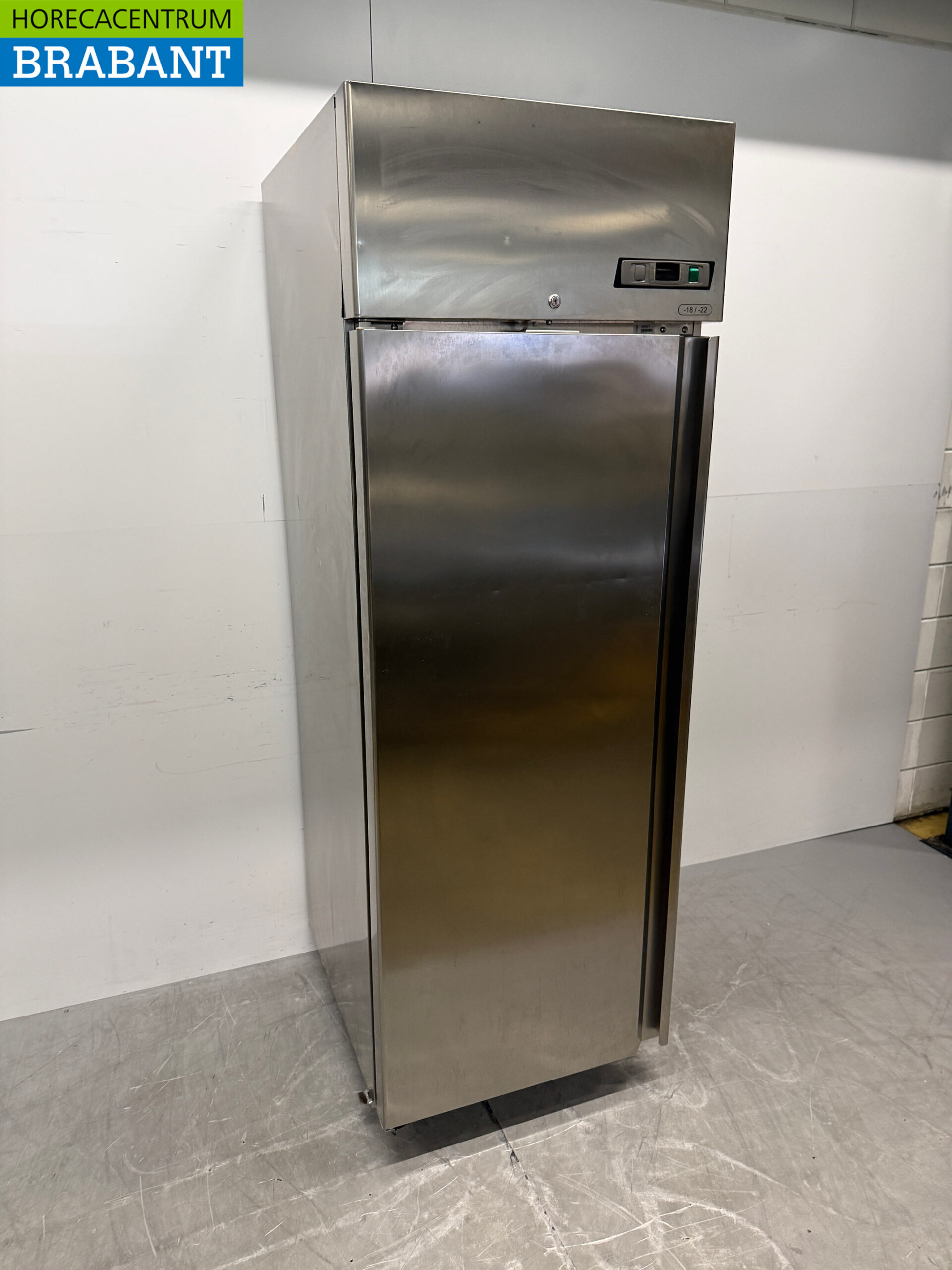 Congélateur mobile Eurotec en acier inoxydable Congélateur 600 litres 230V Horeca – Image 3