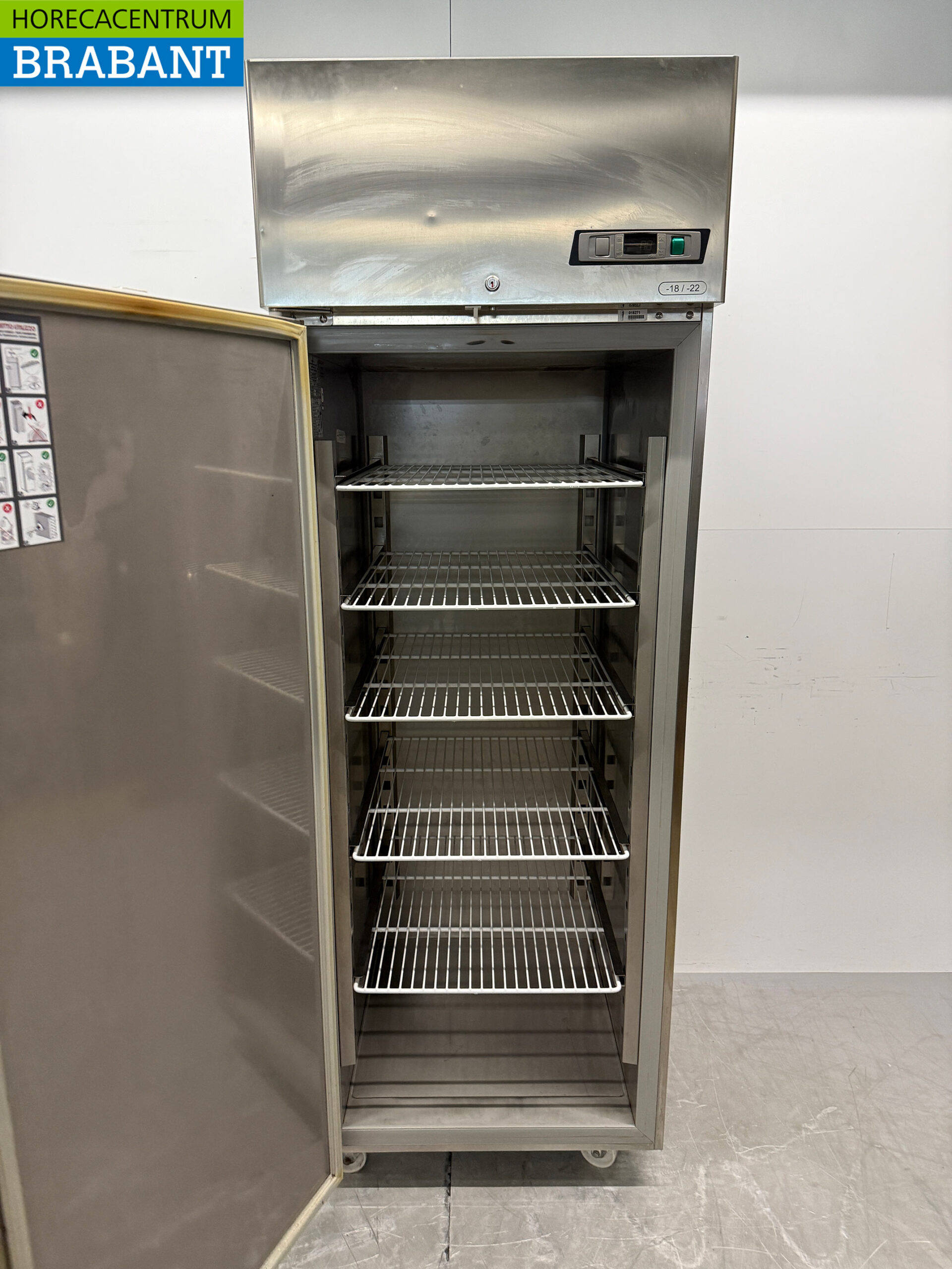 Congélateur mobile Eurotec en acier inoxydable Congélateur 600 litres 230V Horeca – Image 4