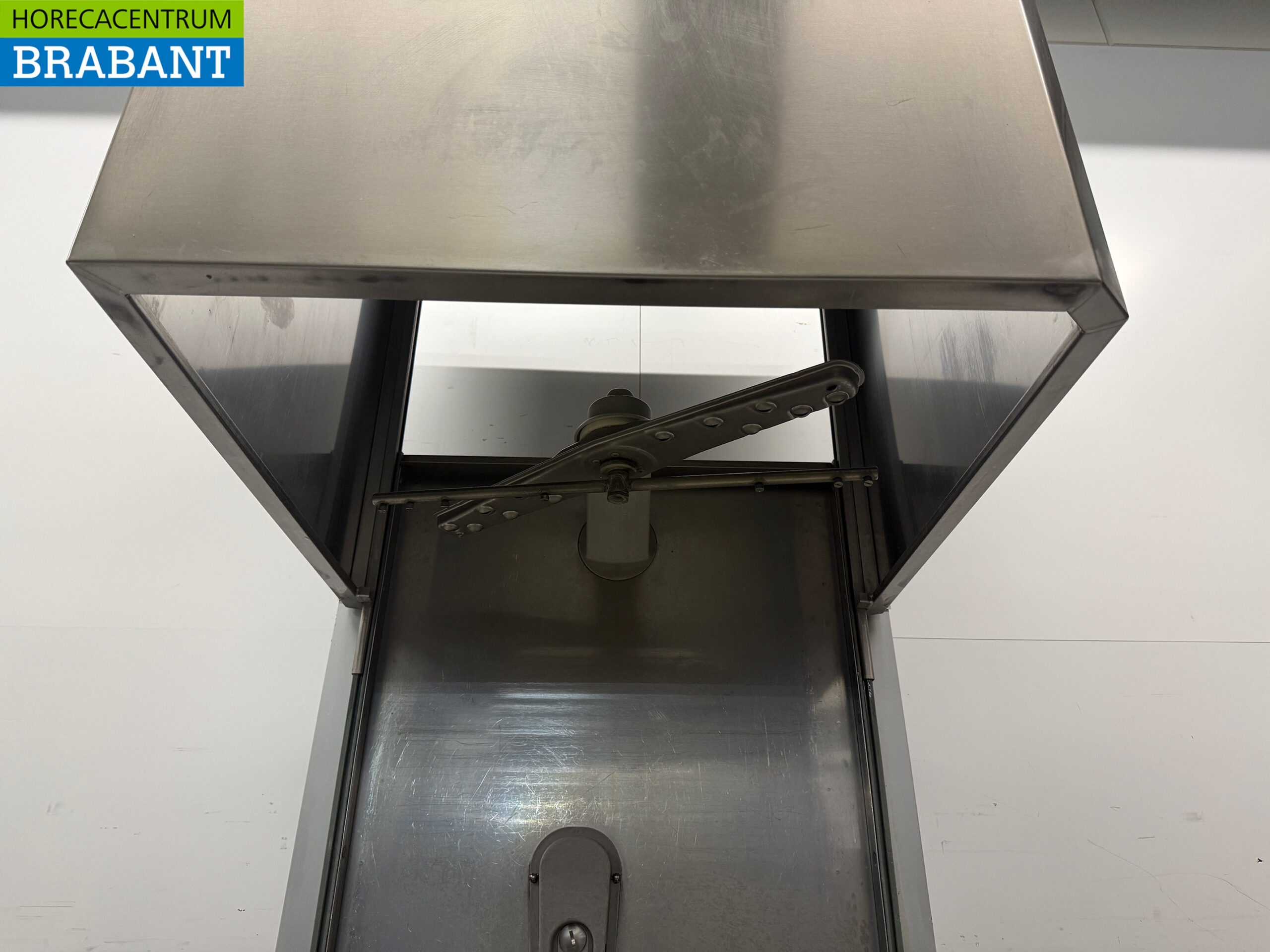 Lave-vaisselle à passage Zanussi en acier inoxydable 400V Horeca – Image 5