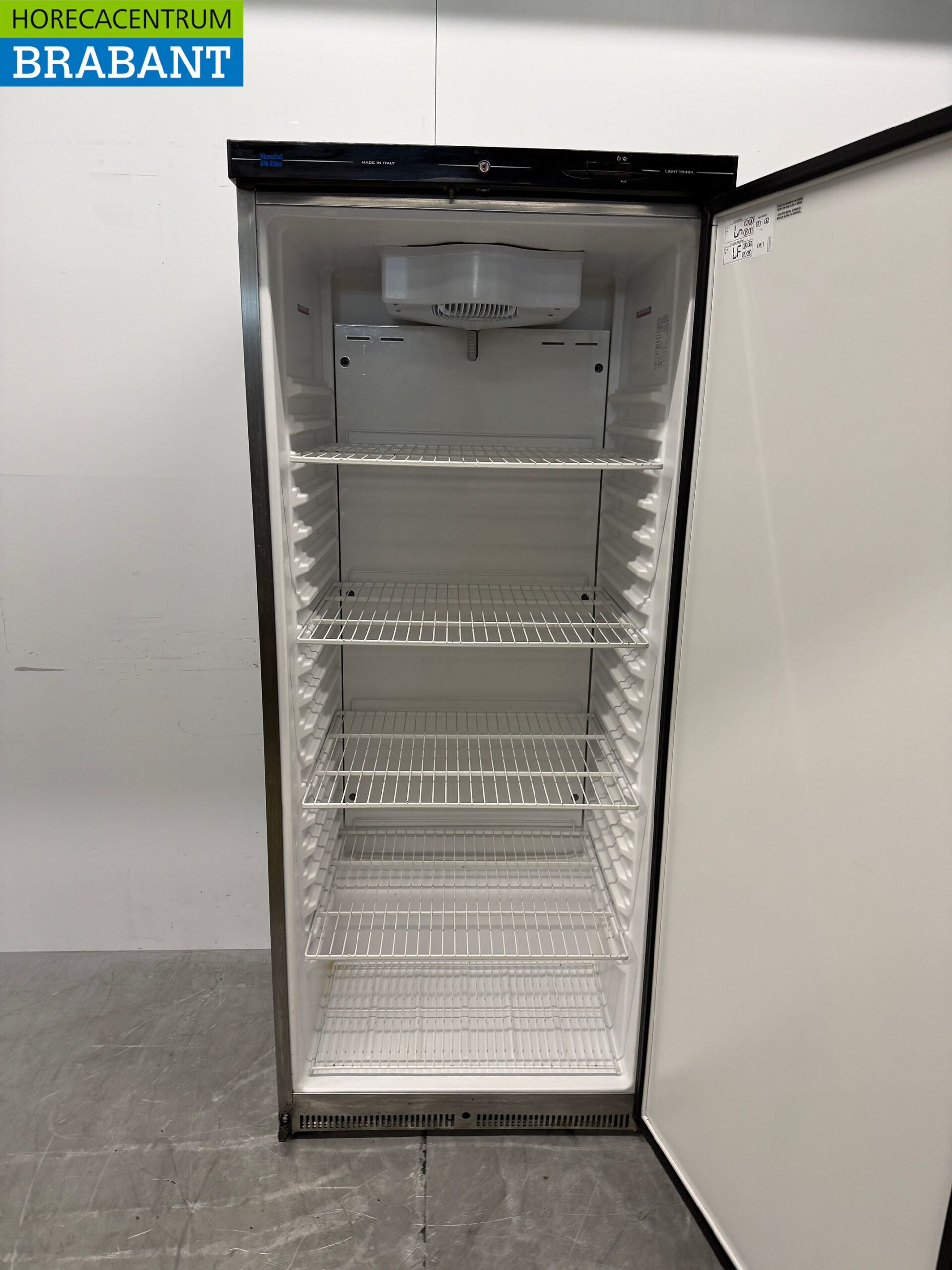 Réfrigérateur Mondial Elite en acier inoxydable 458 litres 230V Horeca – Image 4