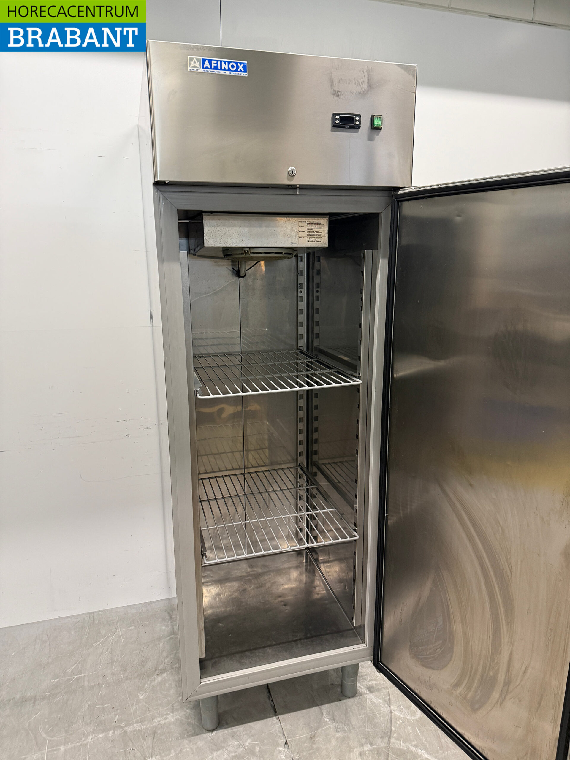 Réfrigérateur Afinox en acier inoxydable 700 litres 230V Horeca – Image 4